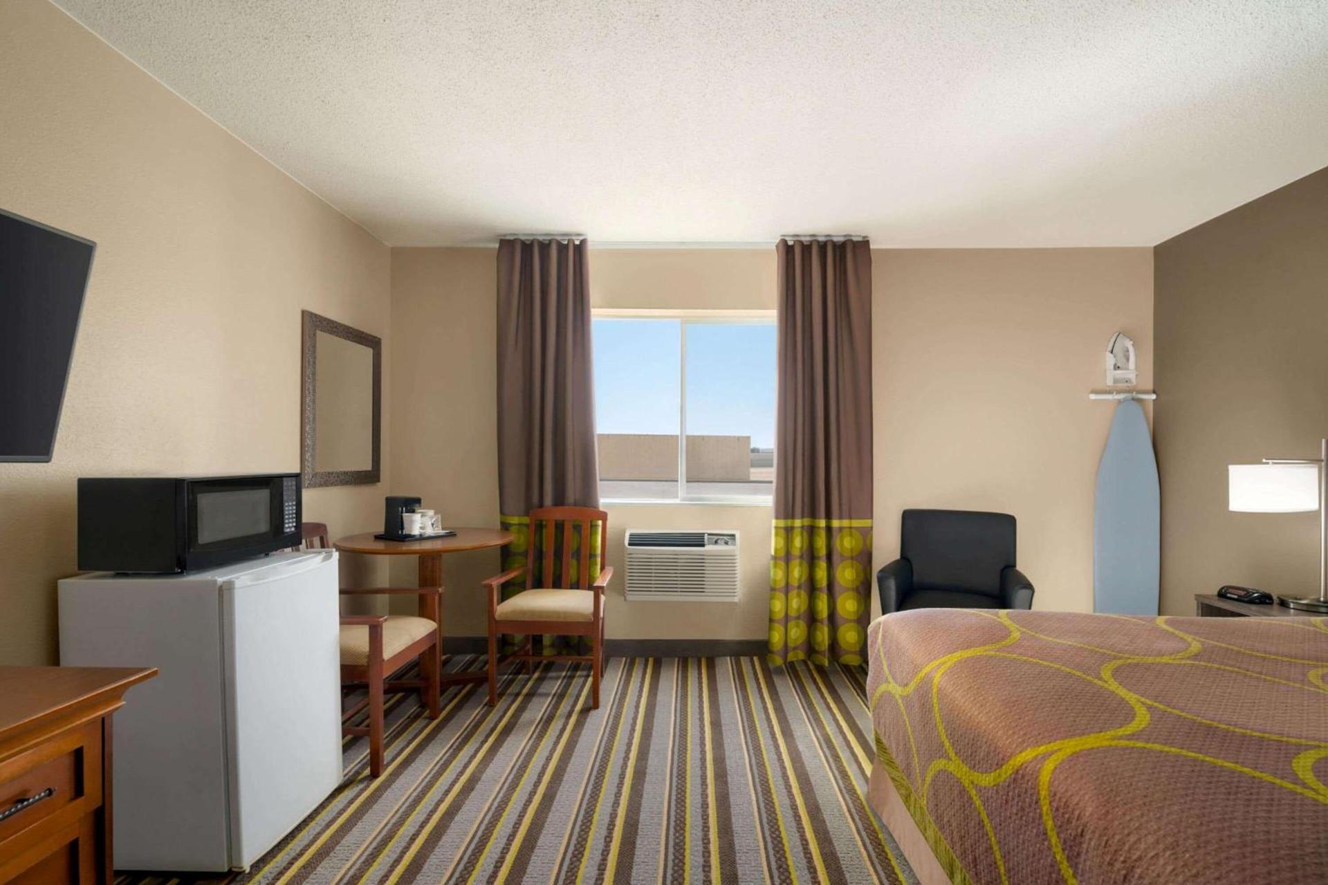 Super 8 by Wyndham Liberal KS photo 34