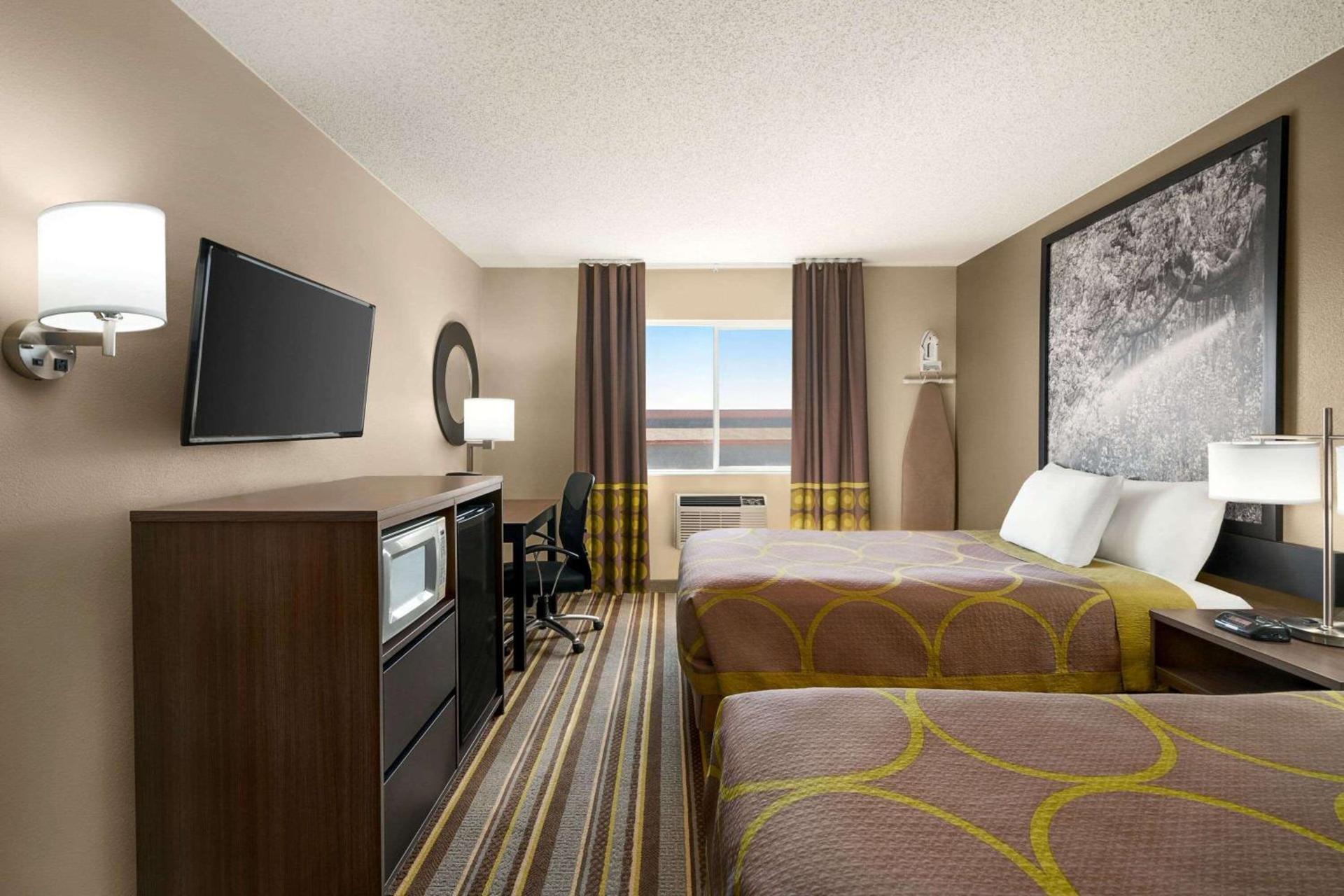 Super 8 by Wyndham Liberal KS photo 39