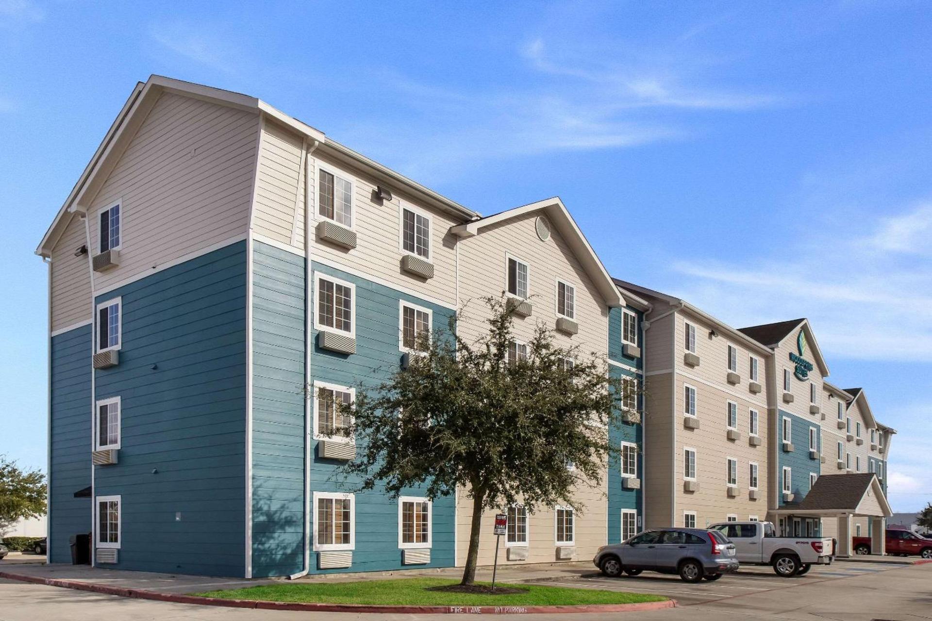 WoodSpring Suites Houston I-45 Airtex photo 1