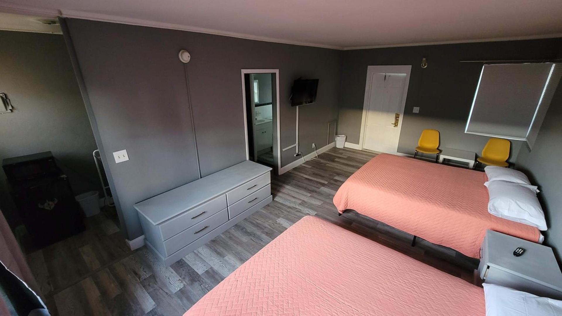 Travel Inn Fort Pierce photo 7