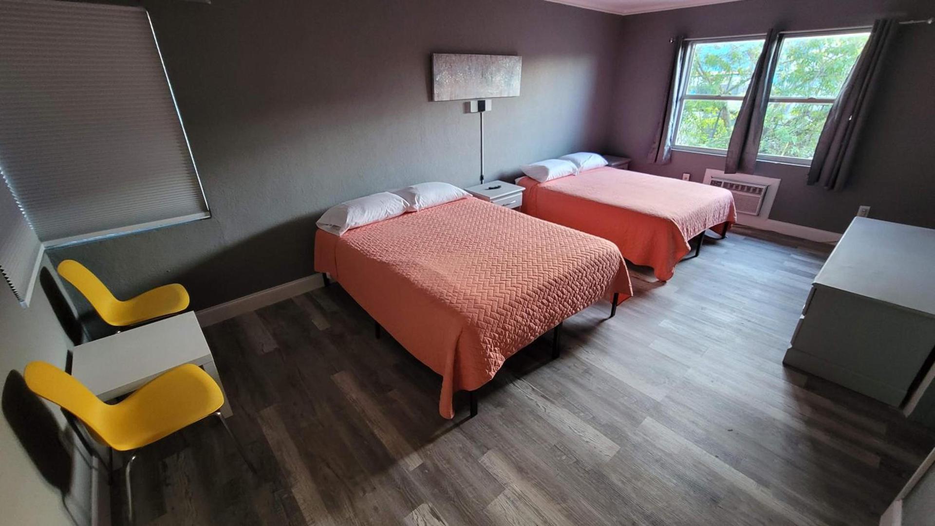 Travel Inn Fort Pierce photo 8