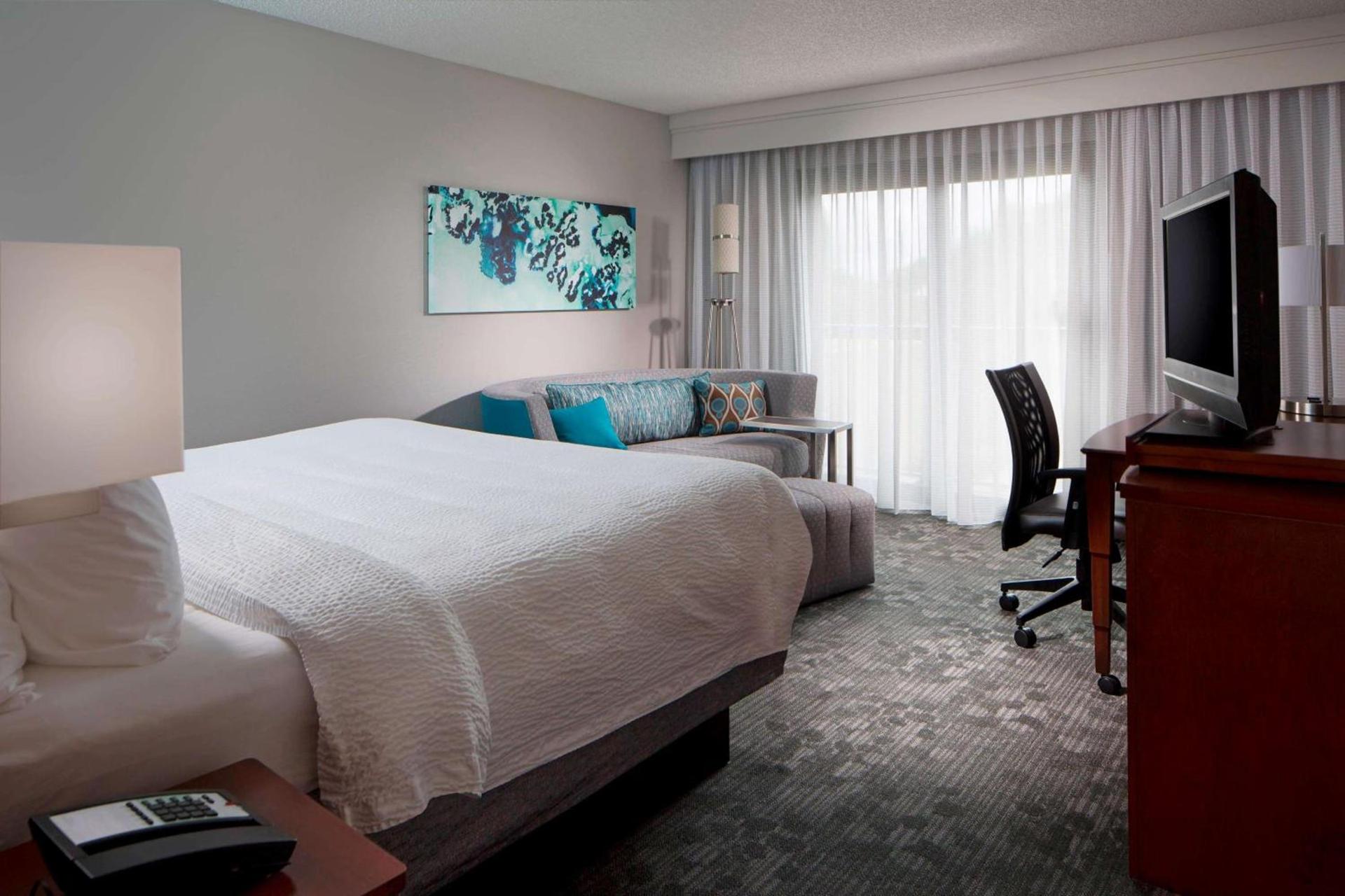 Sonesta Select Boca Raton Town Center photo 11