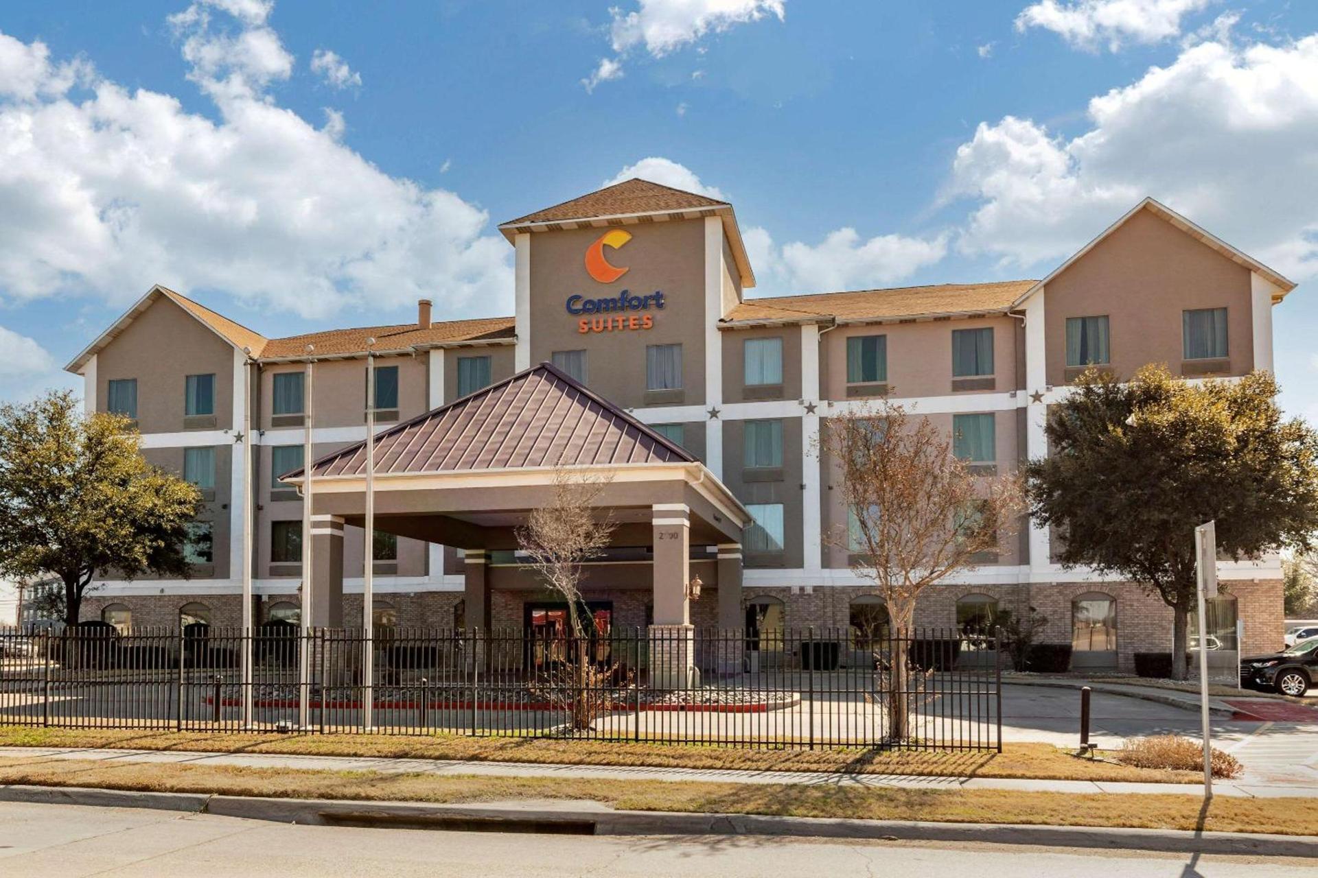 Comfort Suites Waco Near University Area photo 2