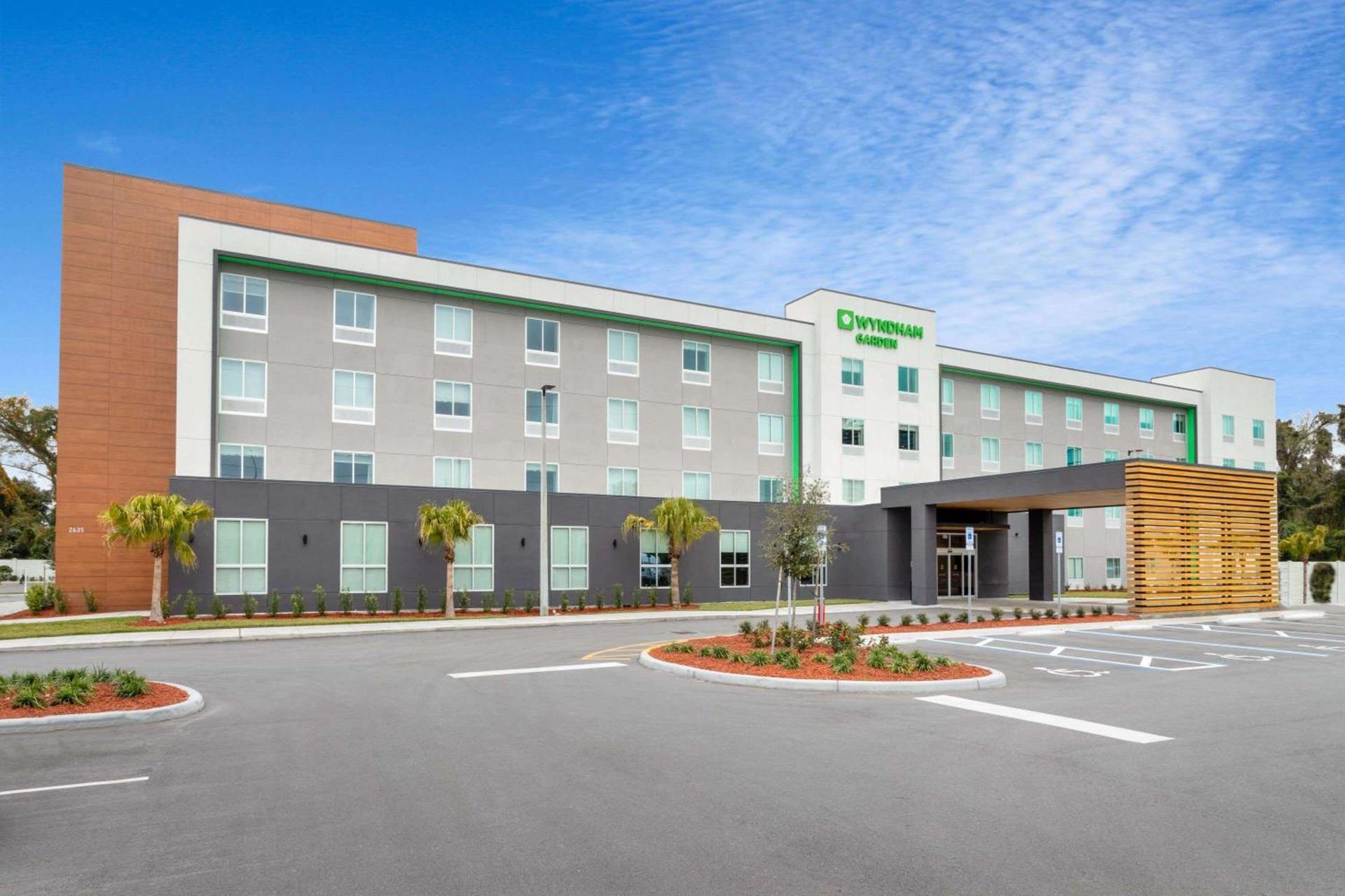 Wyndham Garden Orlando Airport - Free Airport Shuttle photo 1