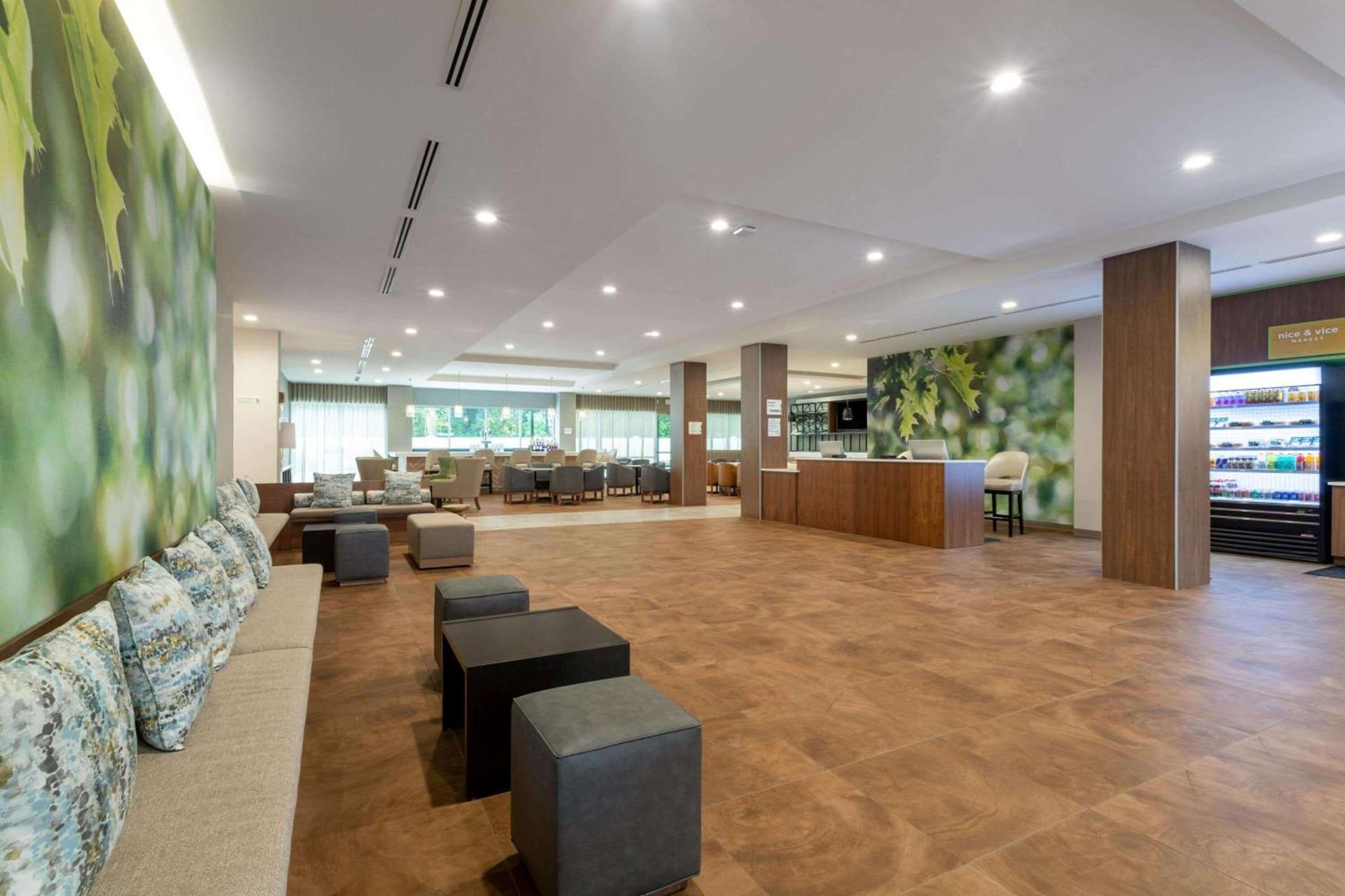 Wyndham Garden Orlando Airport - Free Airport Shuttle photo 3
