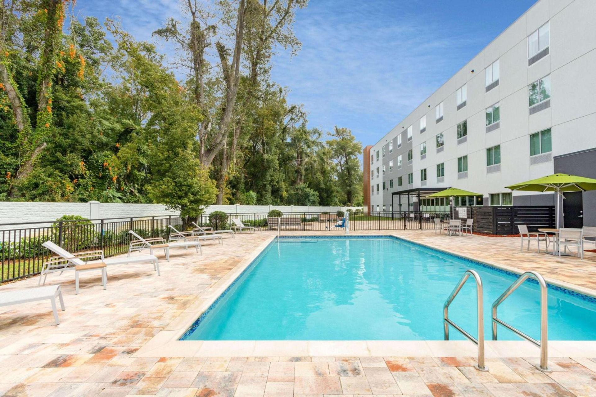 Wyndham Garden Orlando Airport - Free Airport Shuttle photo 4