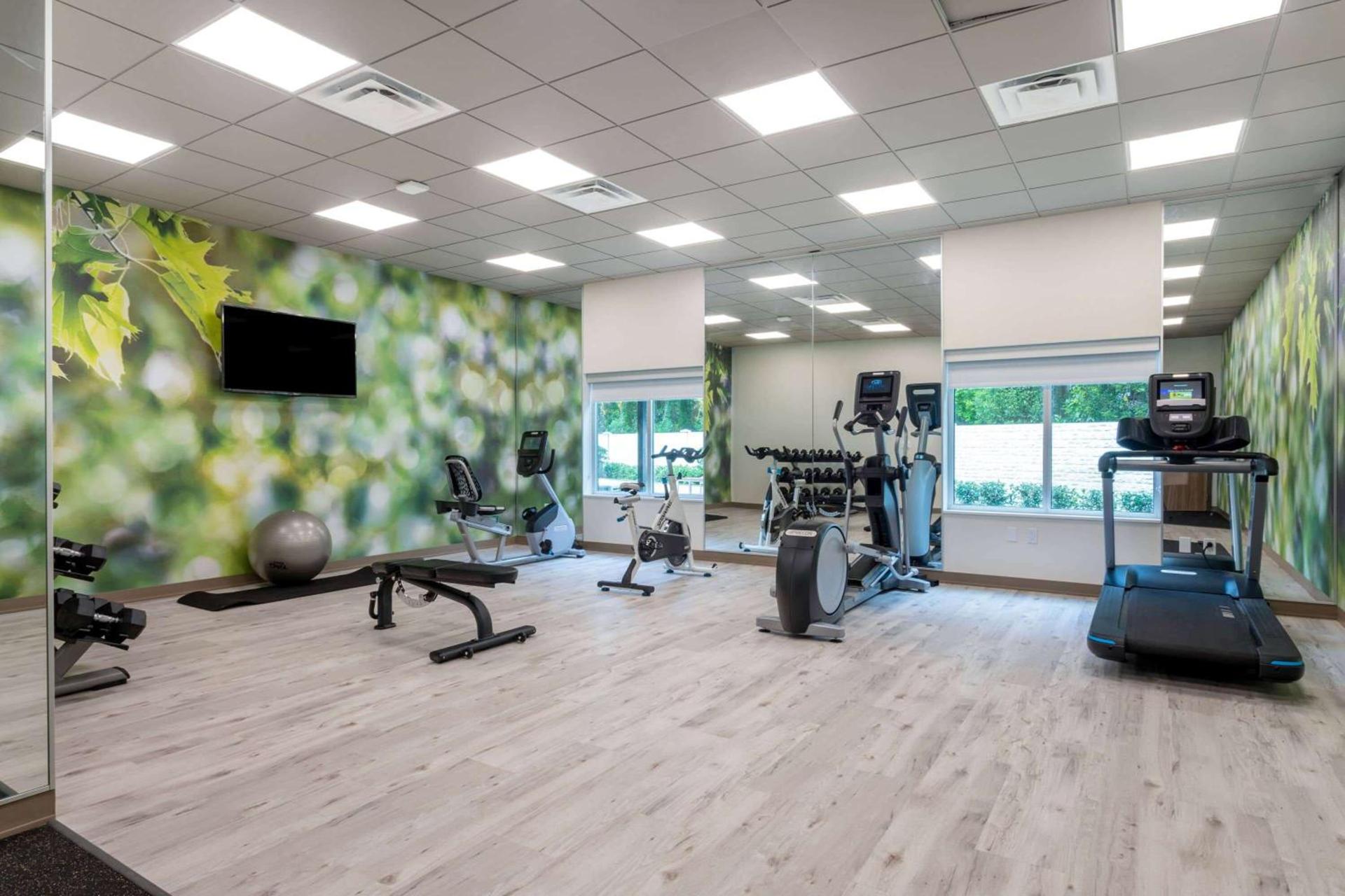 Wyndham Garden Orlando Airport - Free Airport Shuttle photo 7