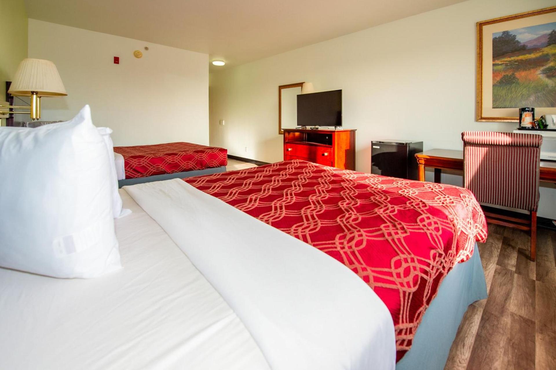 Rodeway Inn Central Colorado Springs photo 43
