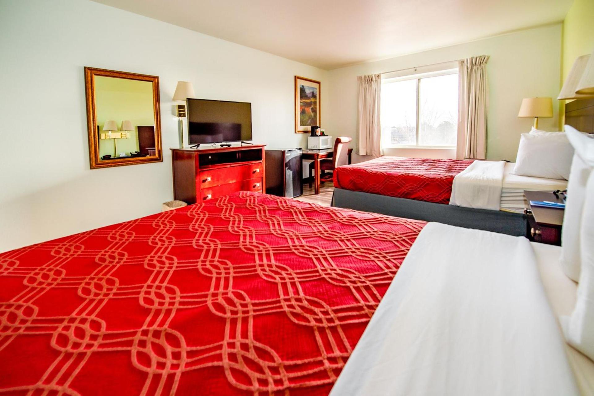 Rodeway Inn Central Colorado Springs photo 45