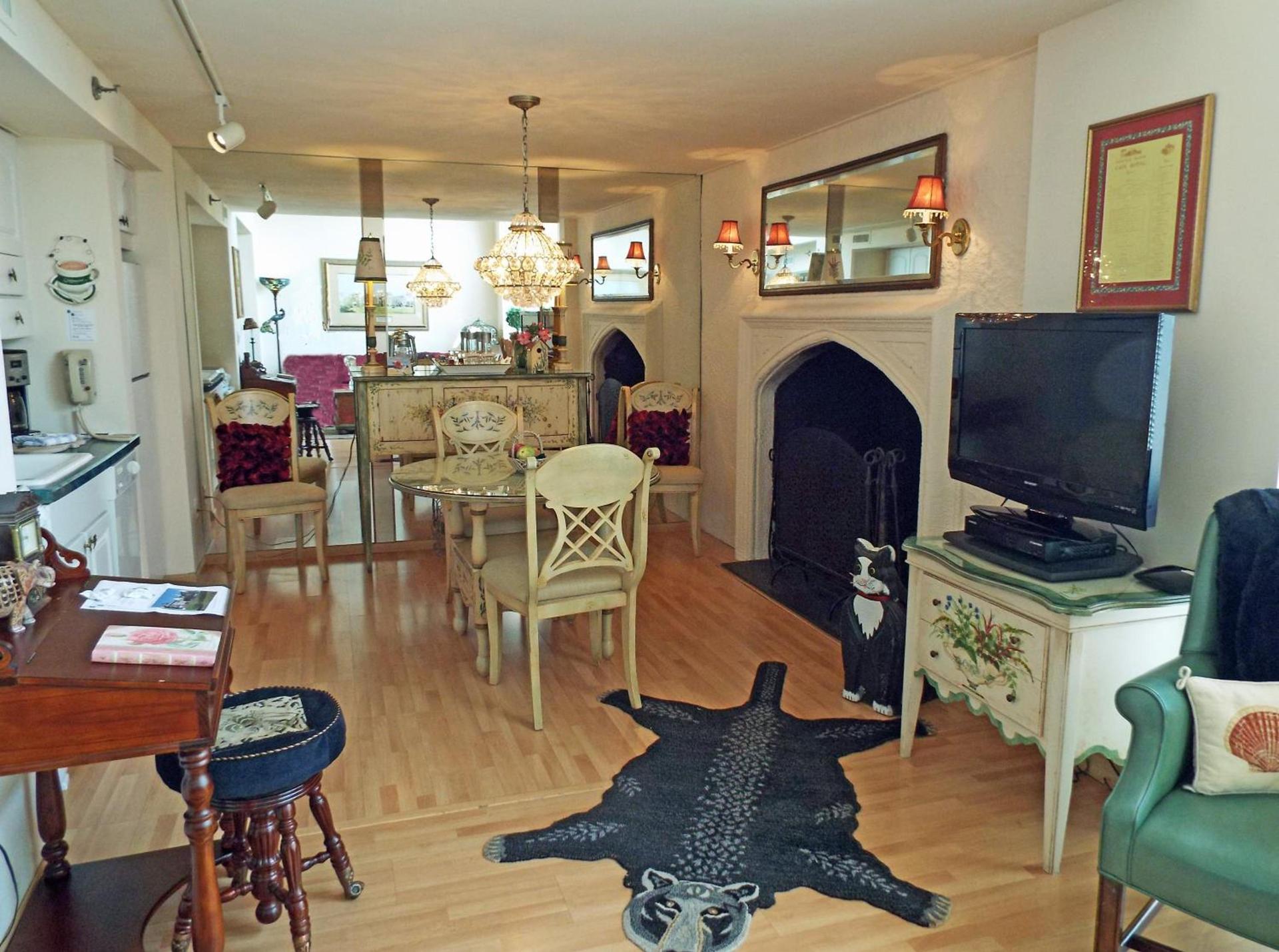 Montauk Manor photo 31