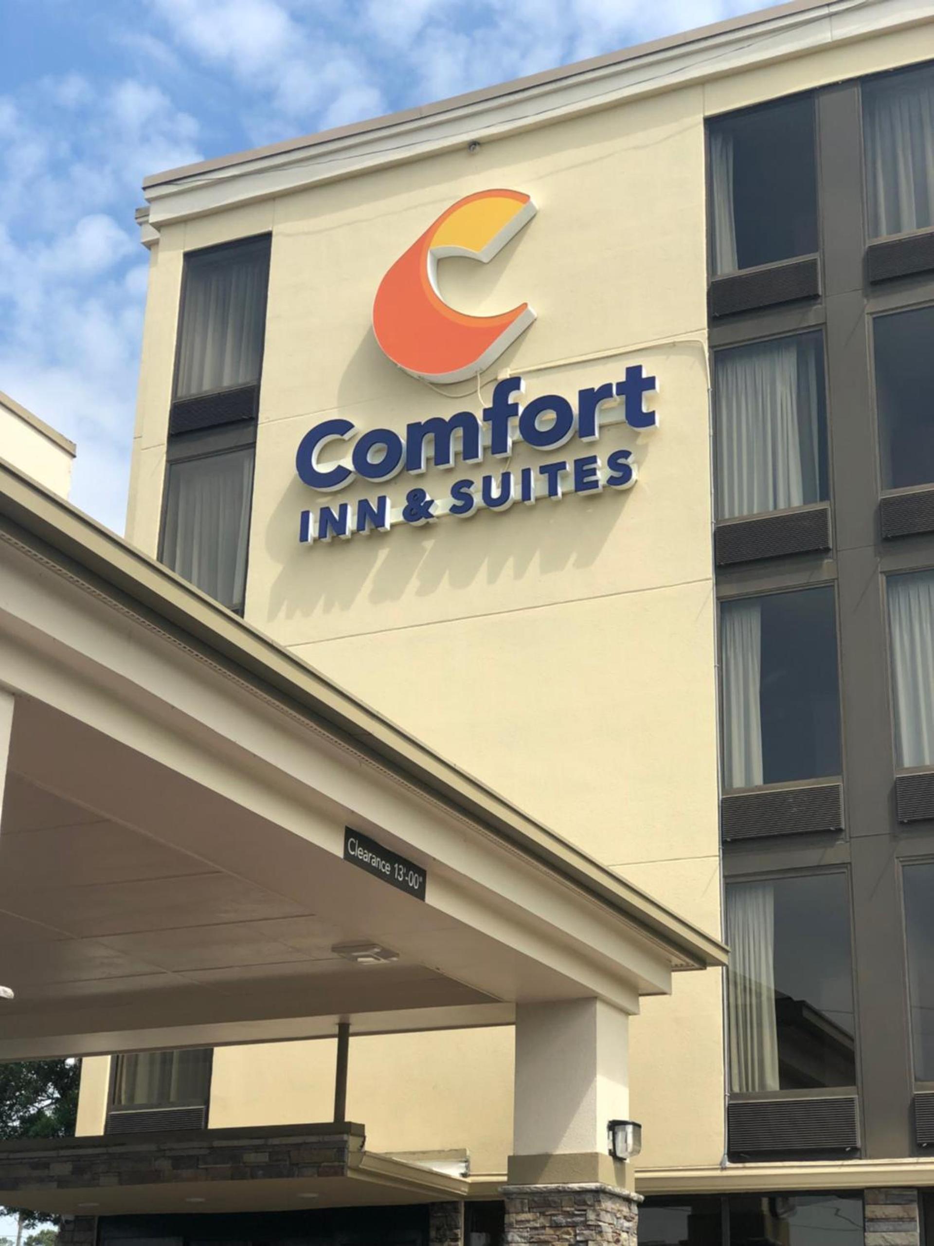 Comfort Inn & Suites Durham near Duke University photo 44