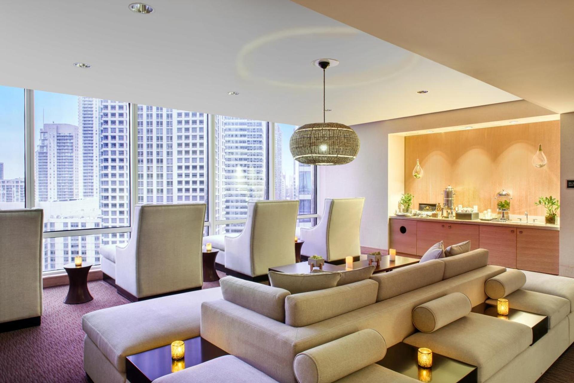 Trump International Hotel & Tower Chicago photo 56