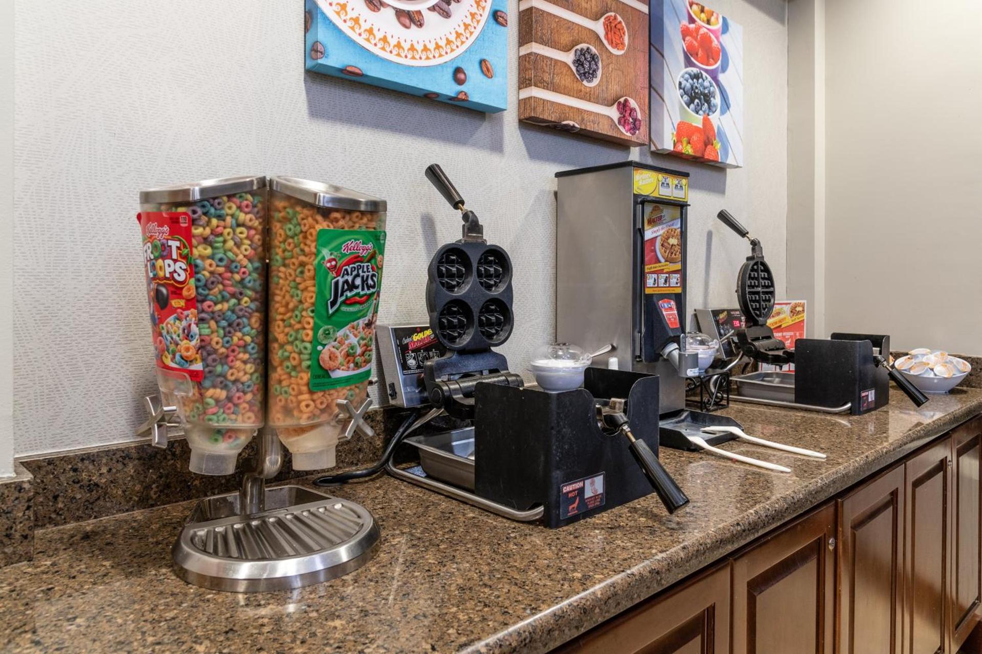 Staybridge Suites North Charleston by IHG photo 96
