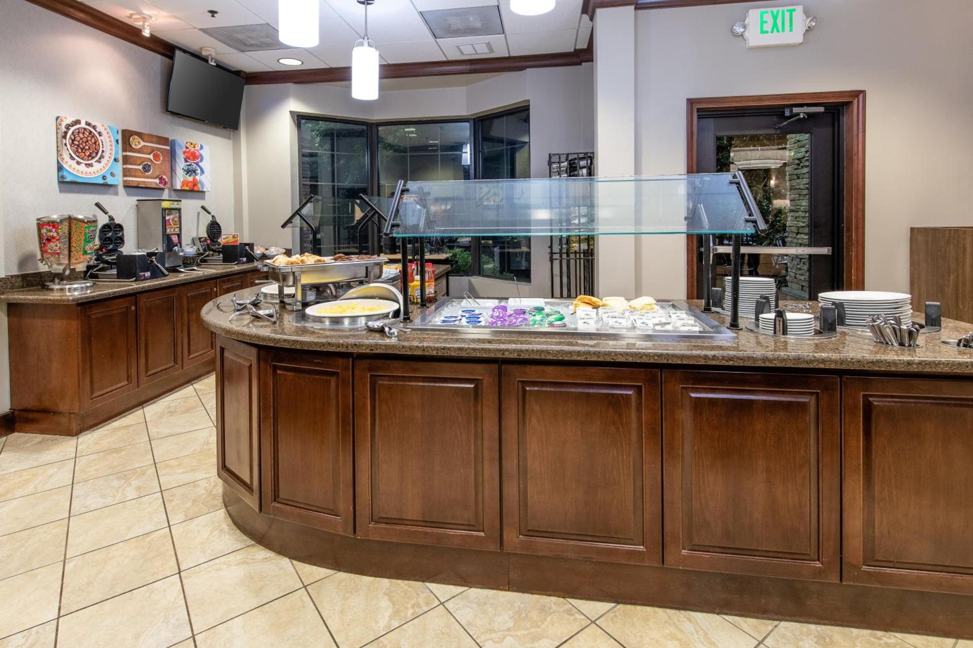 Staybridge Suites North Charleston by IHG photo 98