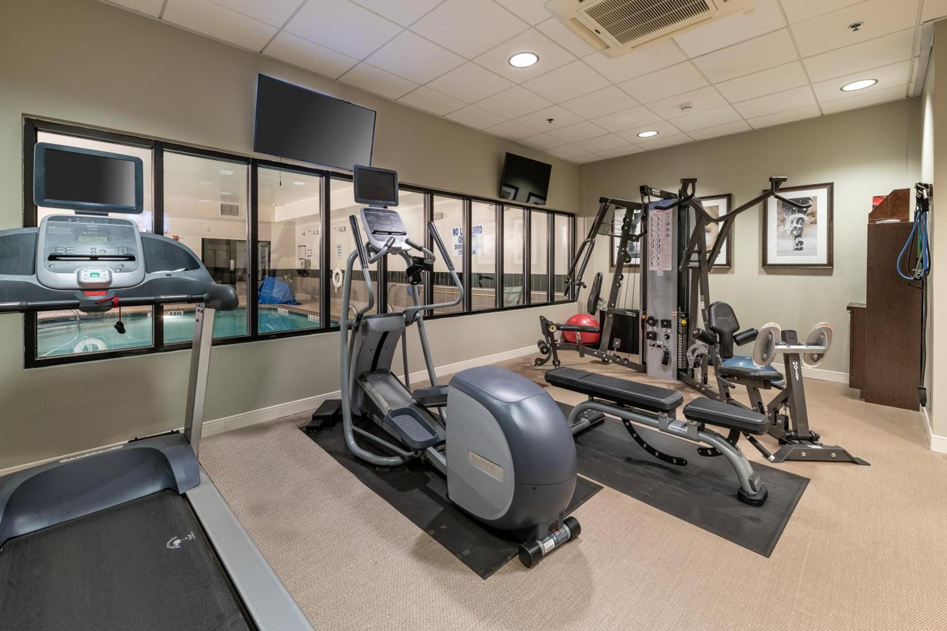 Staybridge Suites North Charleston by IHG photo 74