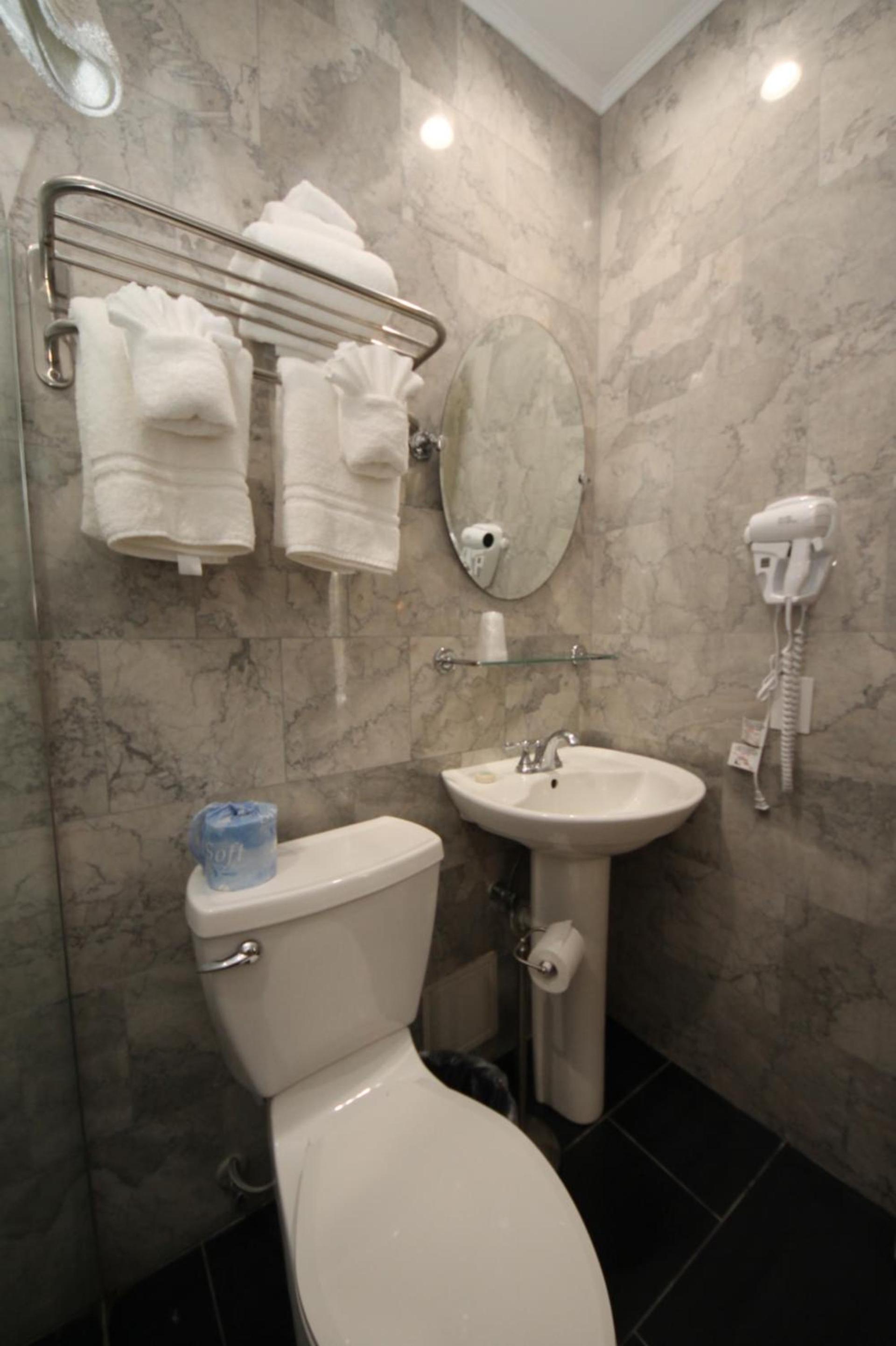 Hyde Park Hotel photo 41