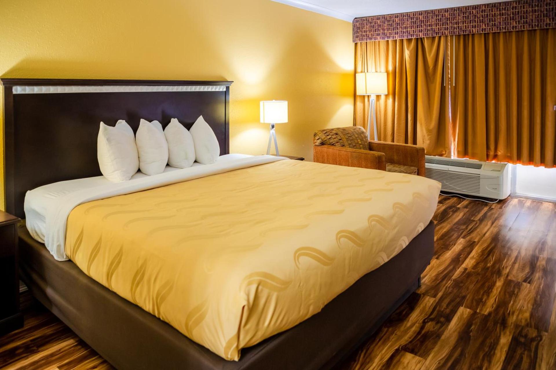 Quality Inn Richmond Hill - Savannah I-95 photo 32