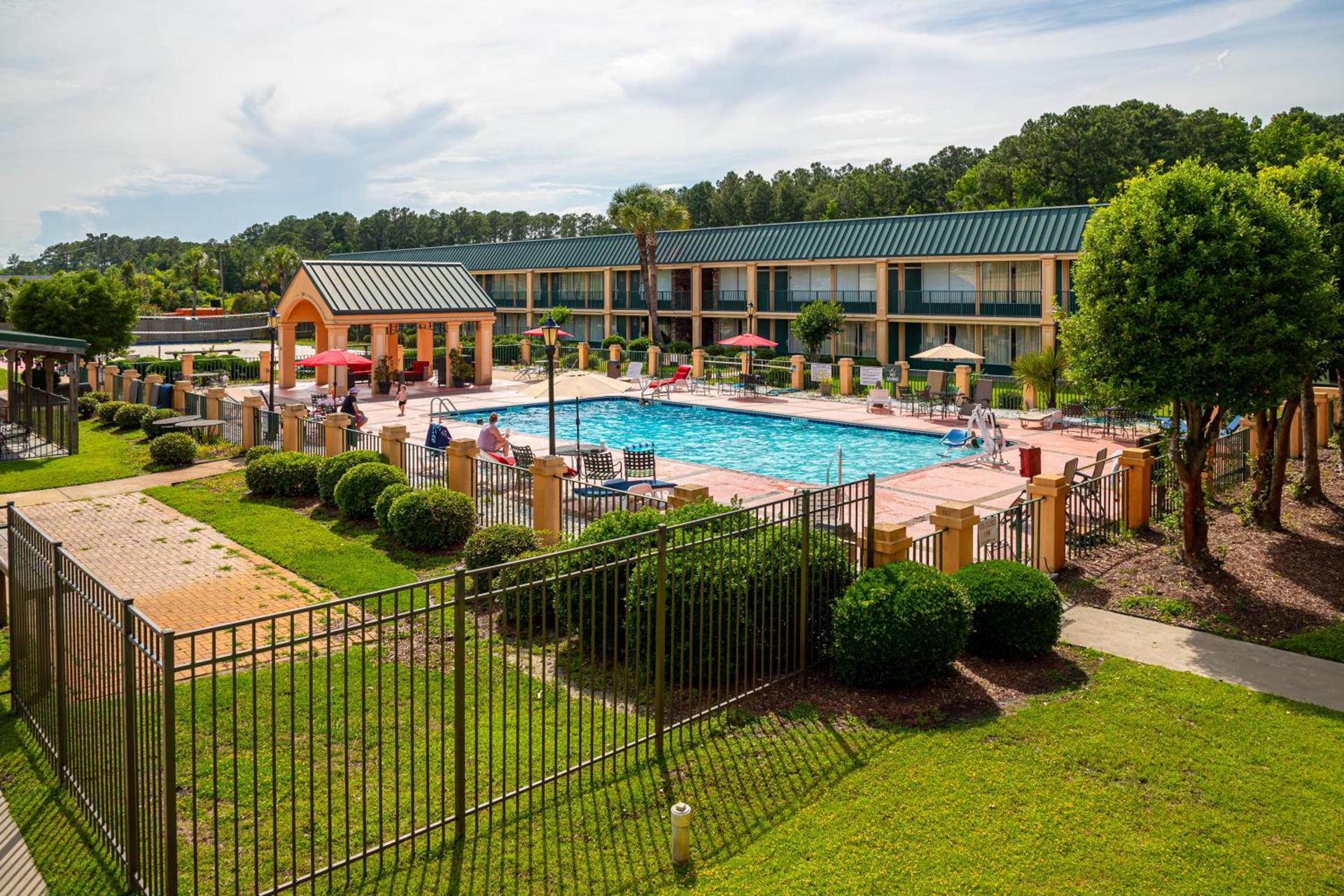 Quality Inn Richmond Hill - Savannah I-95 photo 42
