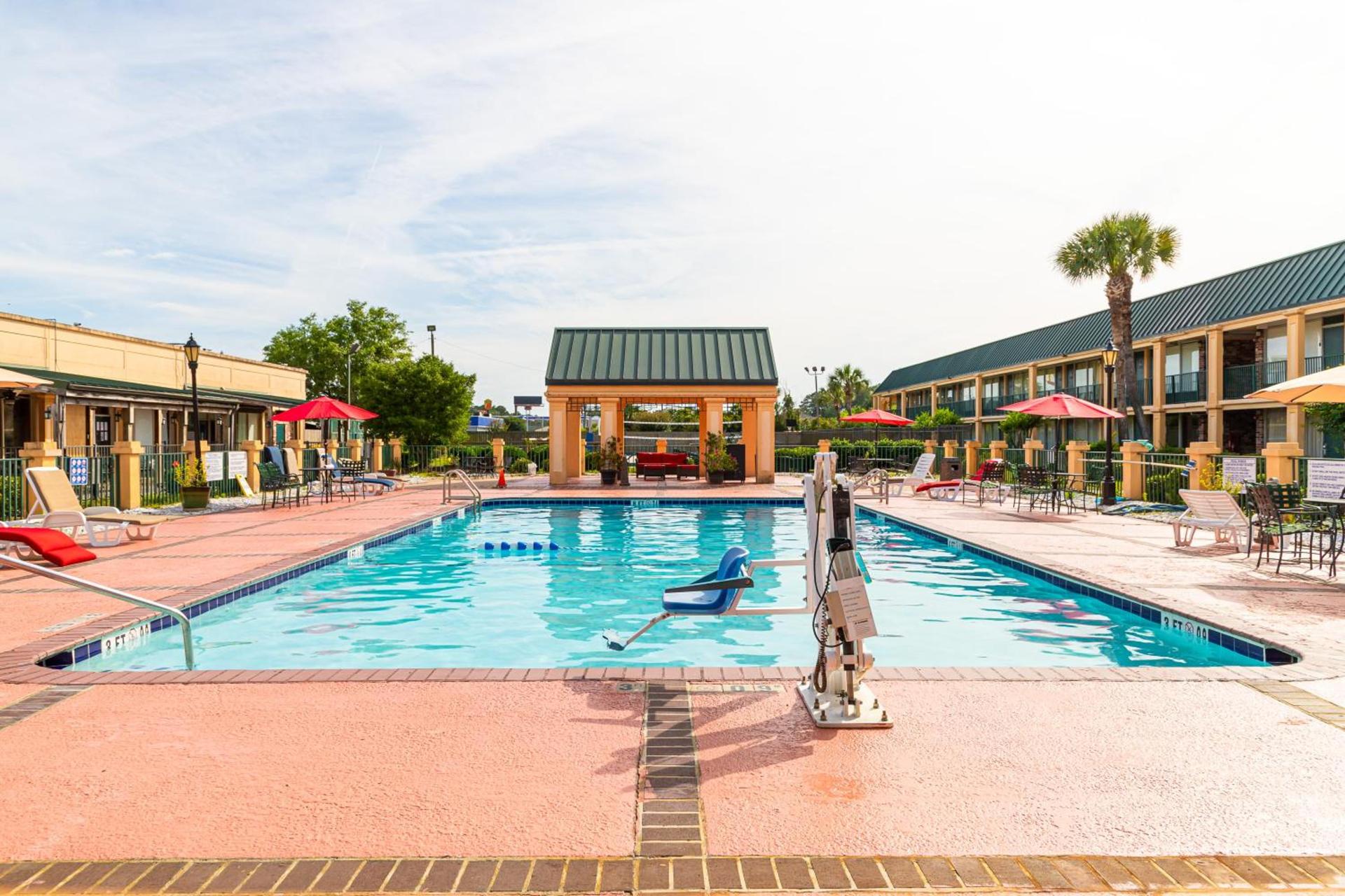 Quality Inn Richmond Hill - Savannah I-95 photo 43