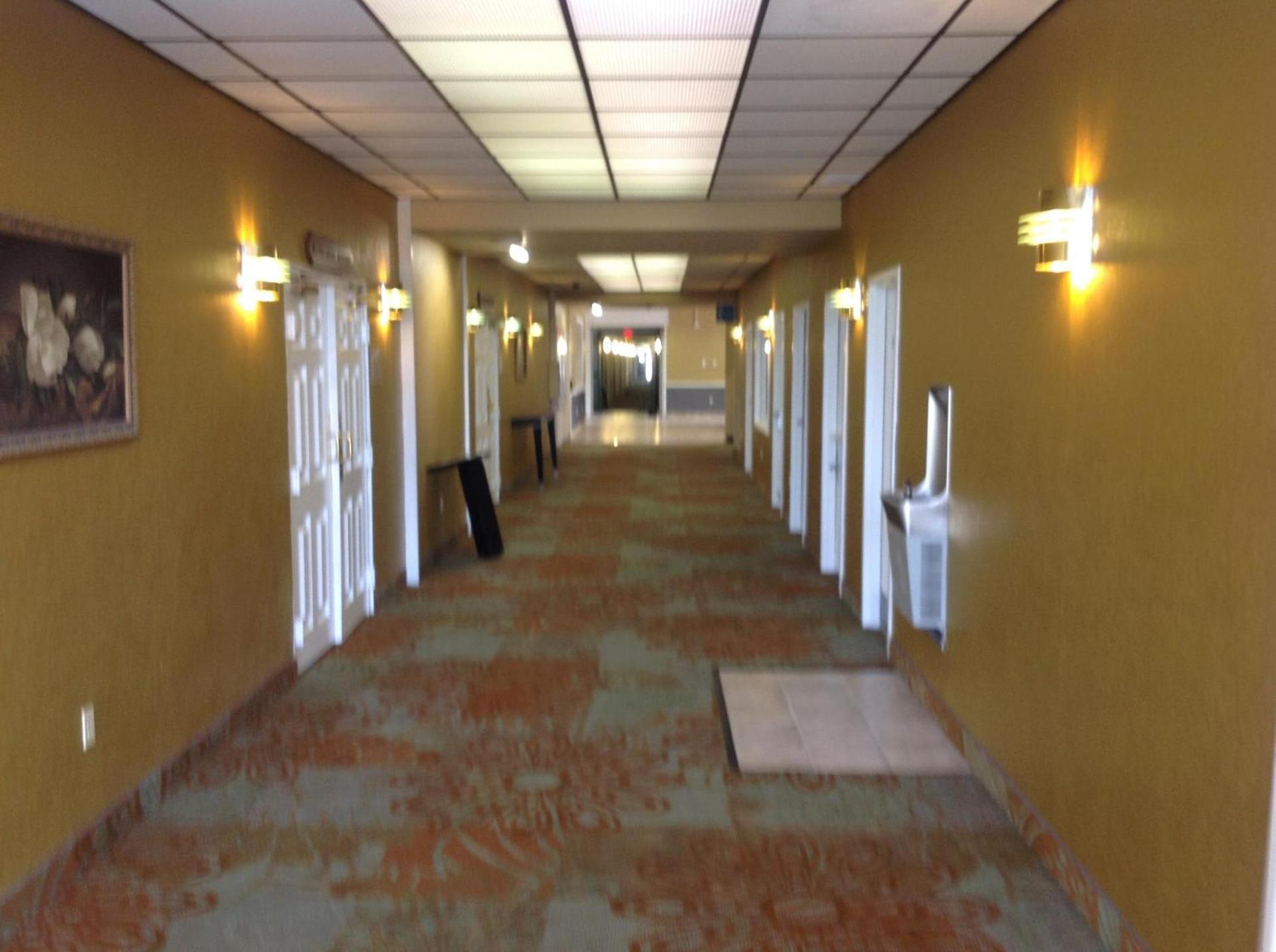 Baymont by Wyndham Salem Roanoke Area photo 10