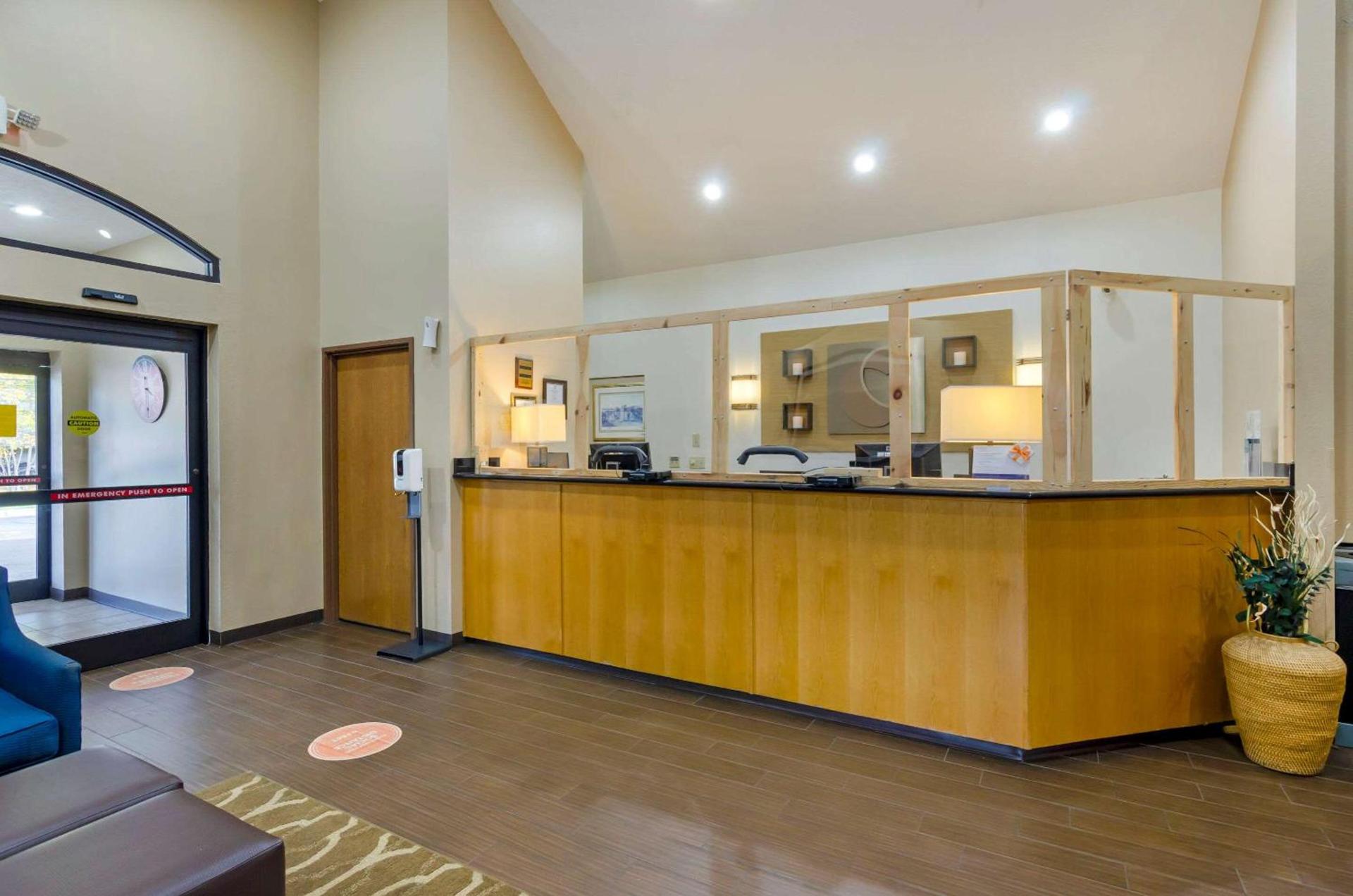 Comfort Inn Atkins-Marion I-81 photo 9