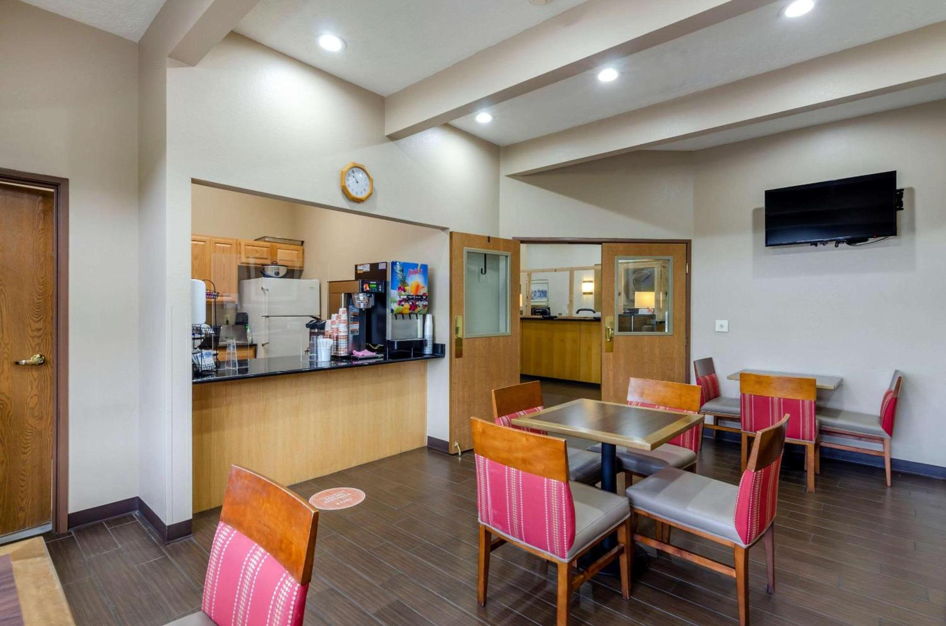 Comfort Inn Atkins-Marion I-81 photo 31
