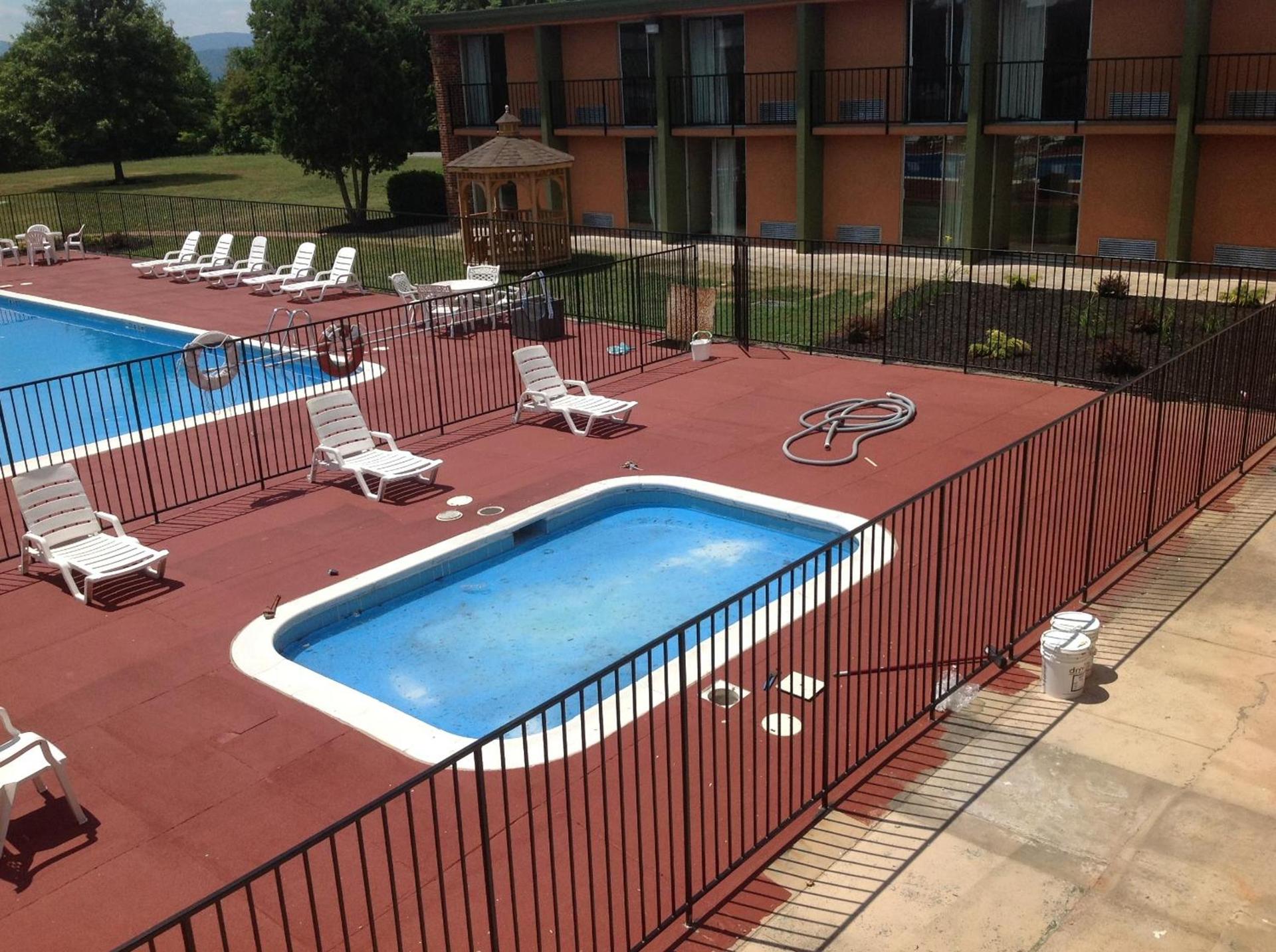 Baymont by Wyndham Salem Roanoke Area photo 13