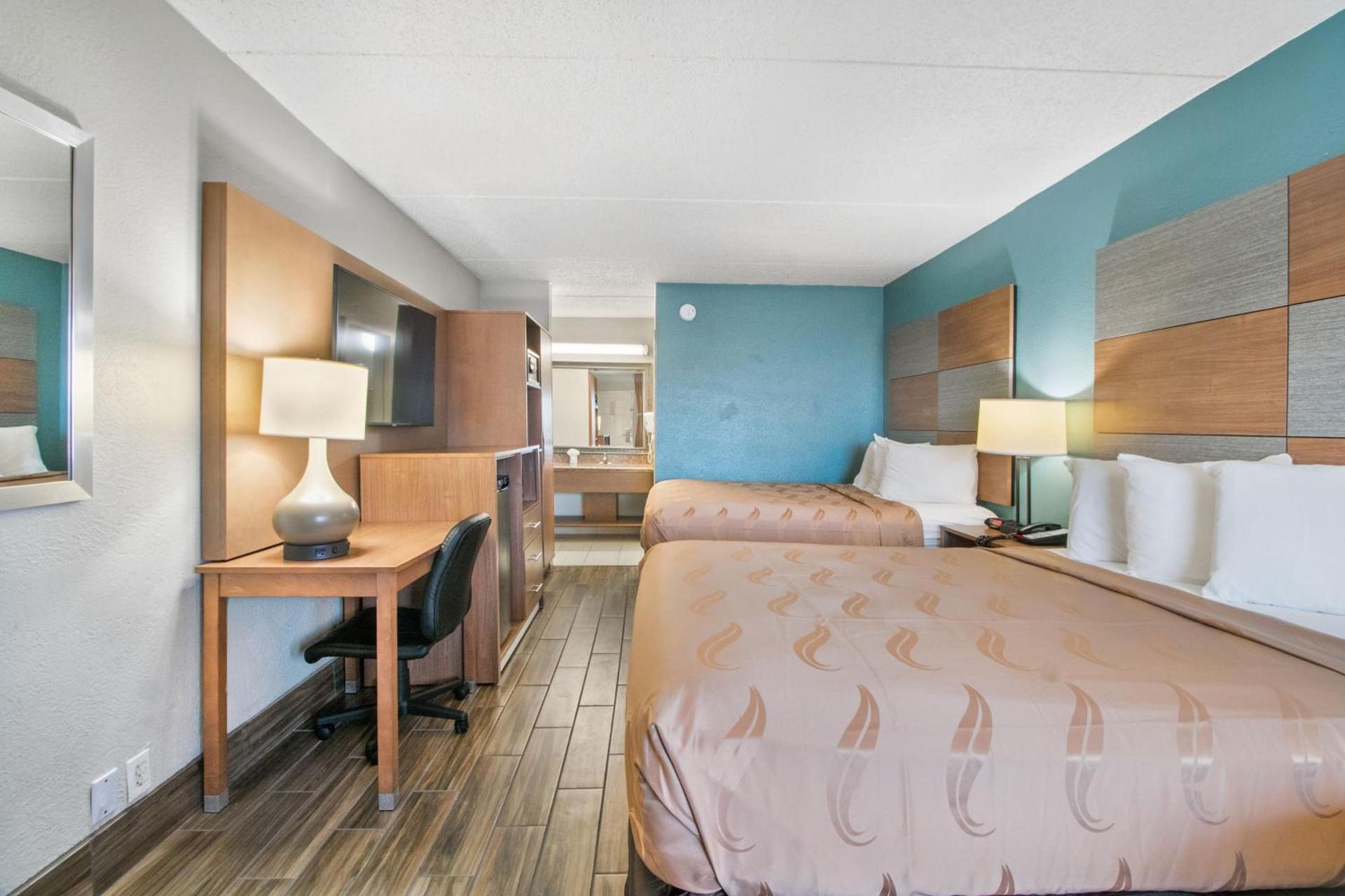 Beachfront Palms Resort Galveston, an Ascend Collection Hotel photo 32