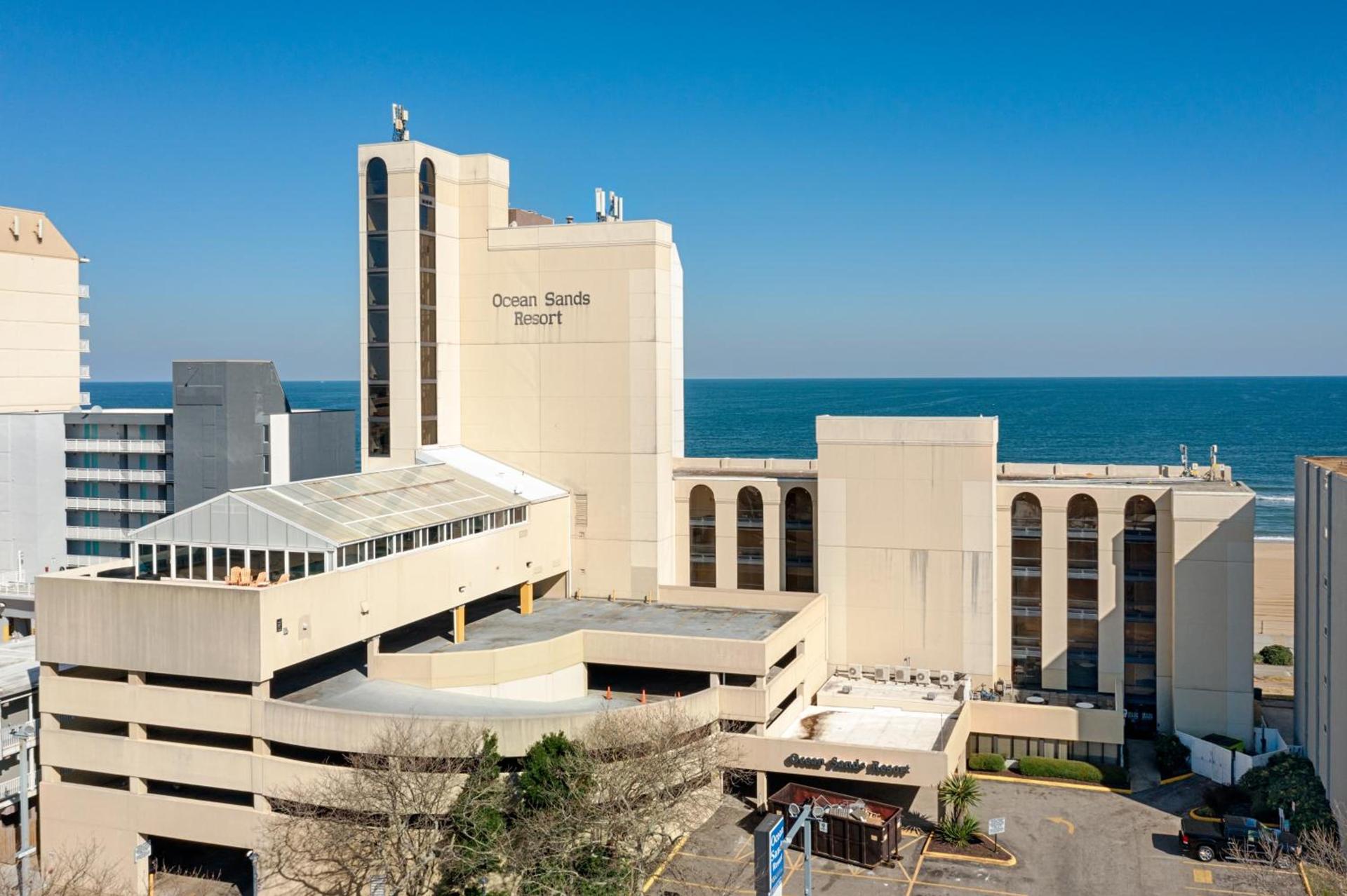Ocean Sands Resort, Oceanfront, Virginia Beach by Vacatia photo 10