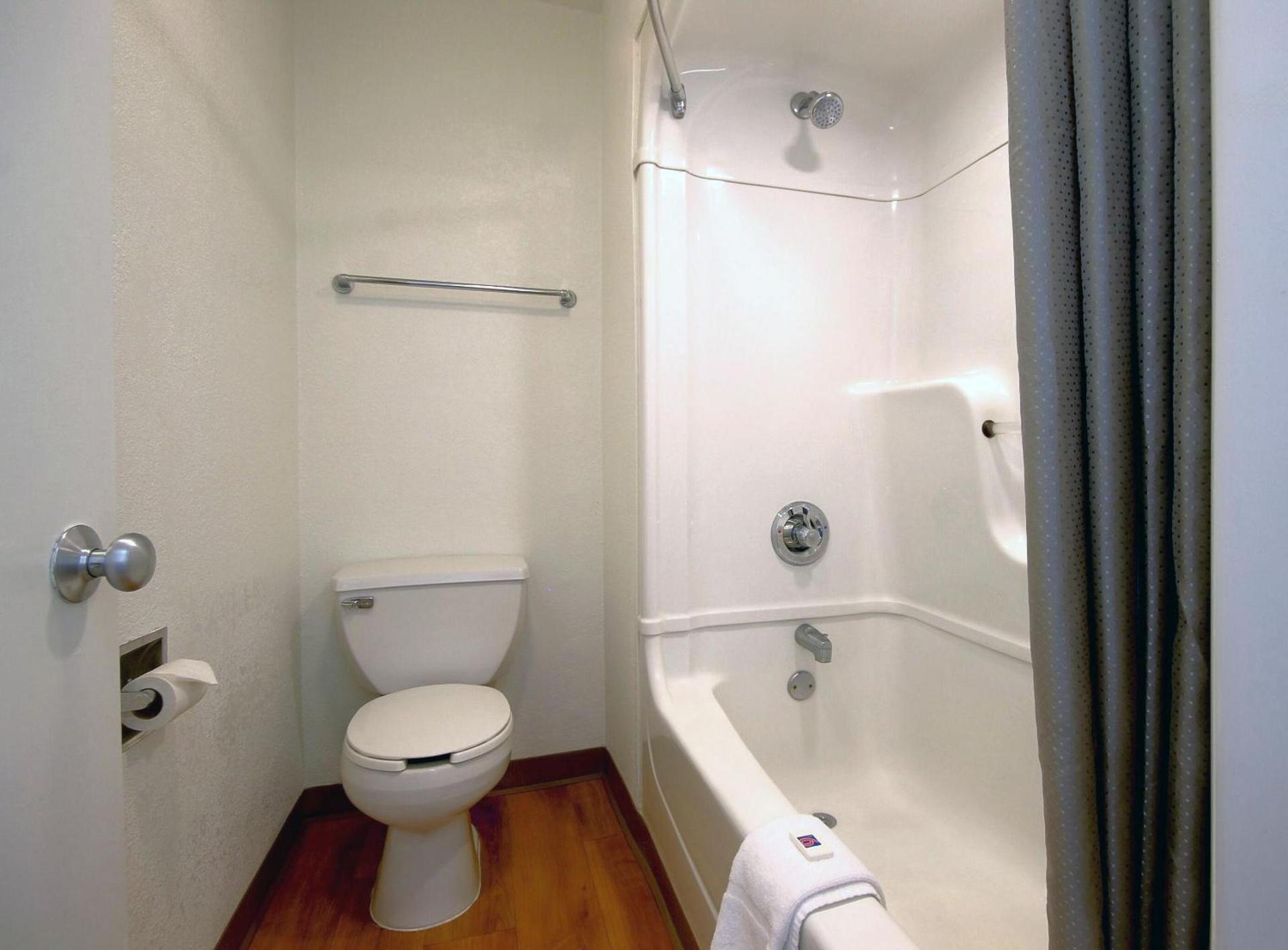 Motel 6 Dania Beach photo 42