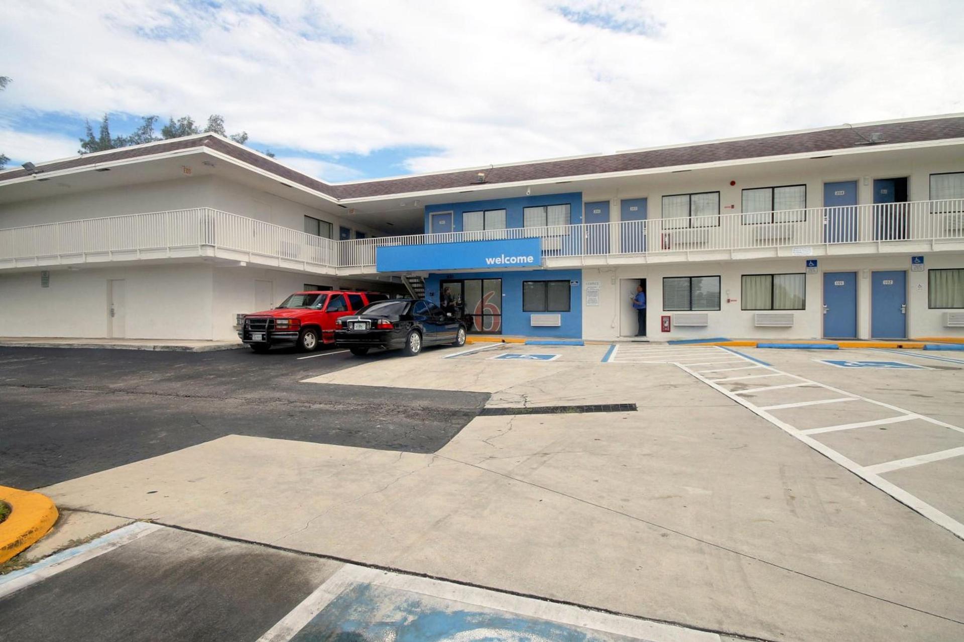 Motel 6 Dania Beach photo 26