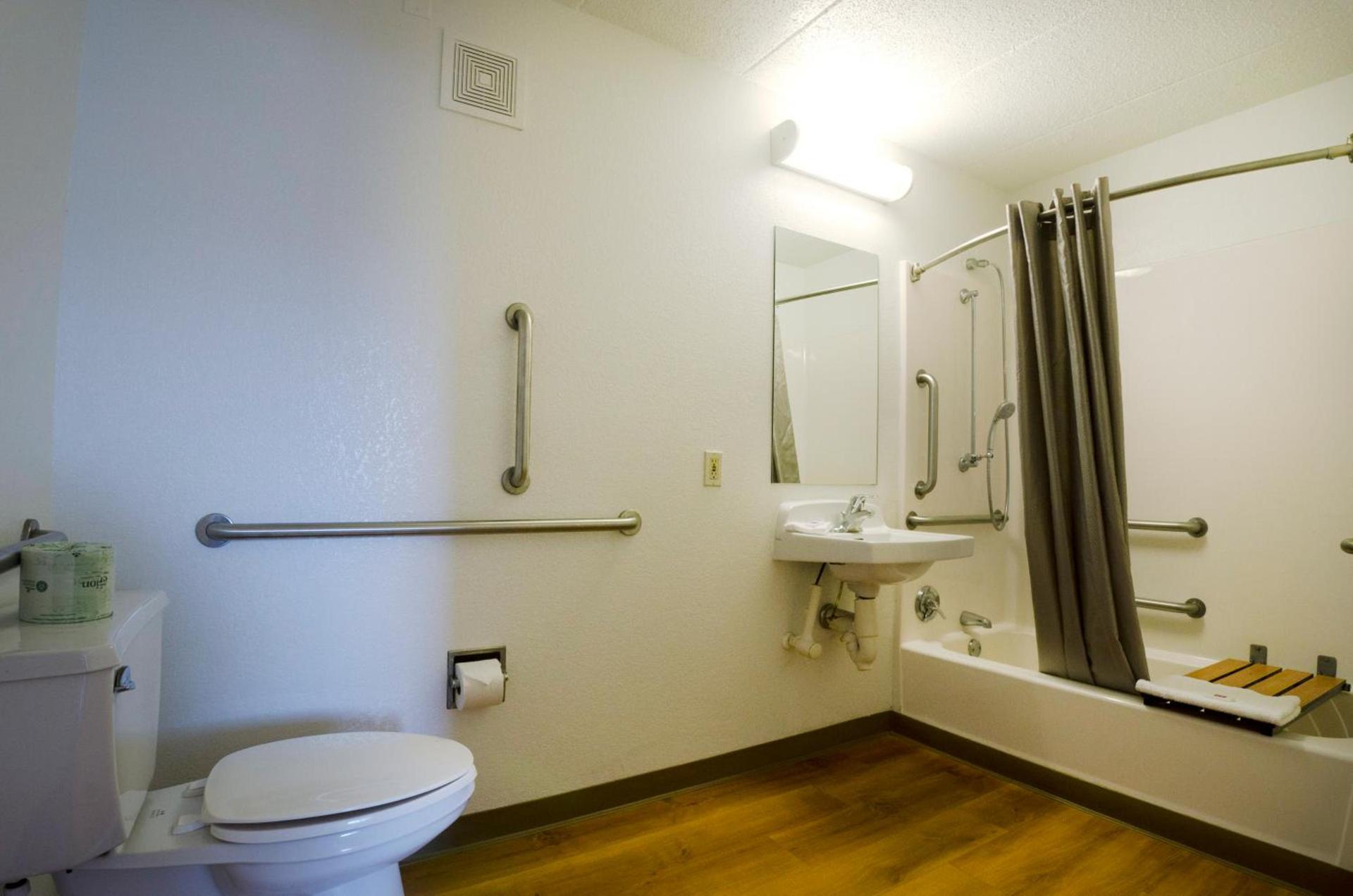 Motel 6-Gaithersburg, DC - Washington photo 11