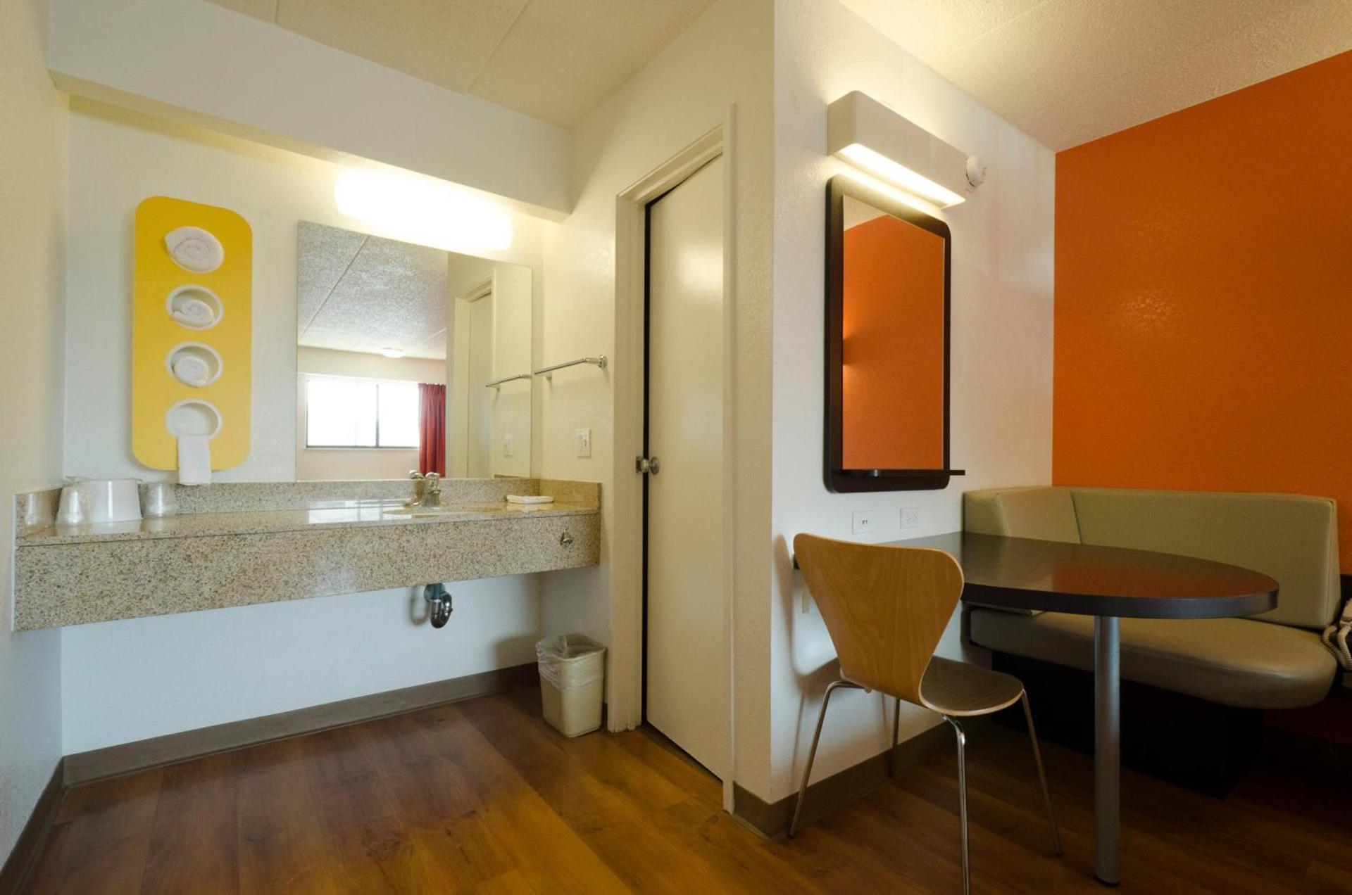 Motel 6-Gaithersburg, DC - Washington photo 19