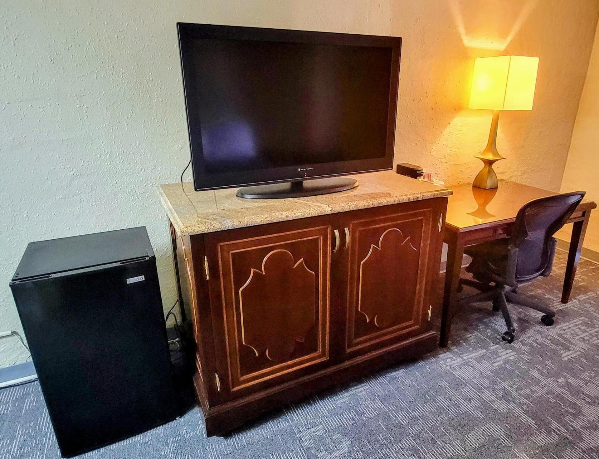 Queen City Inn photo 2