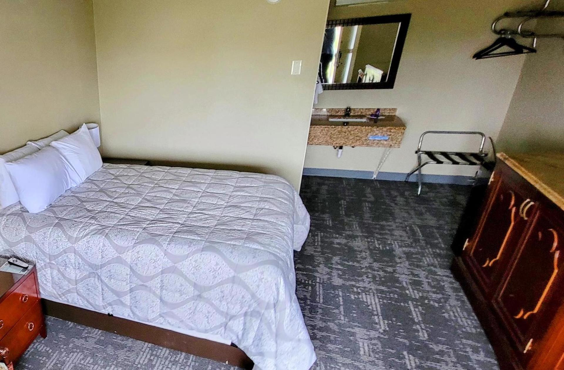 Queen City Inn photo 4