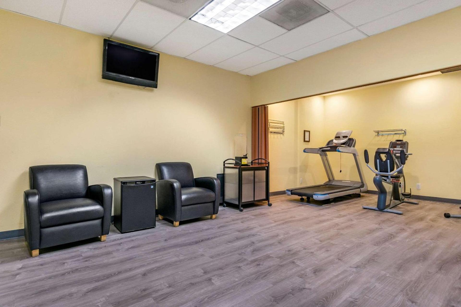 Comfort Inn & Suites Seattle North photo 30