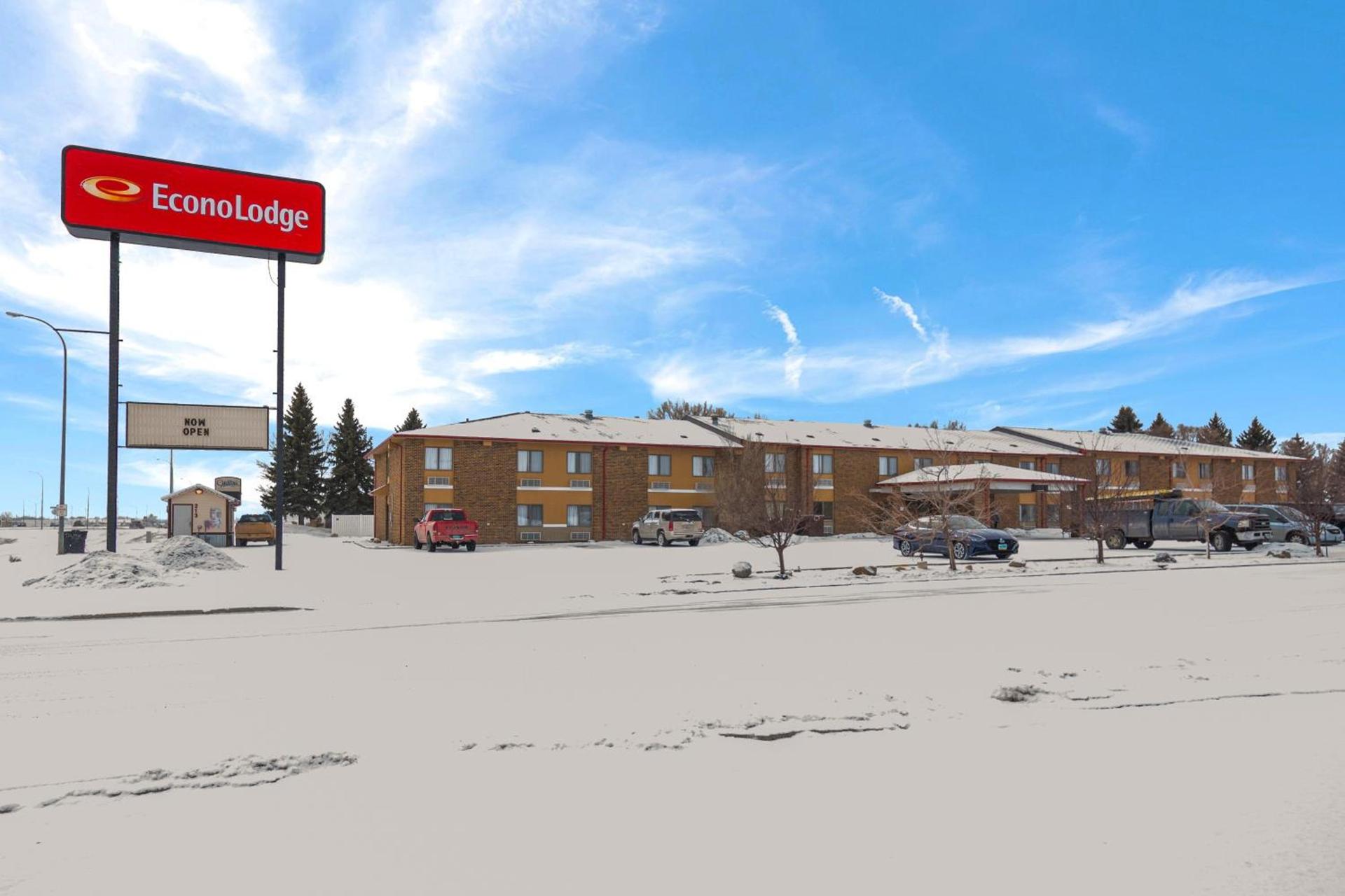 Econo Lodge Williston photo 55