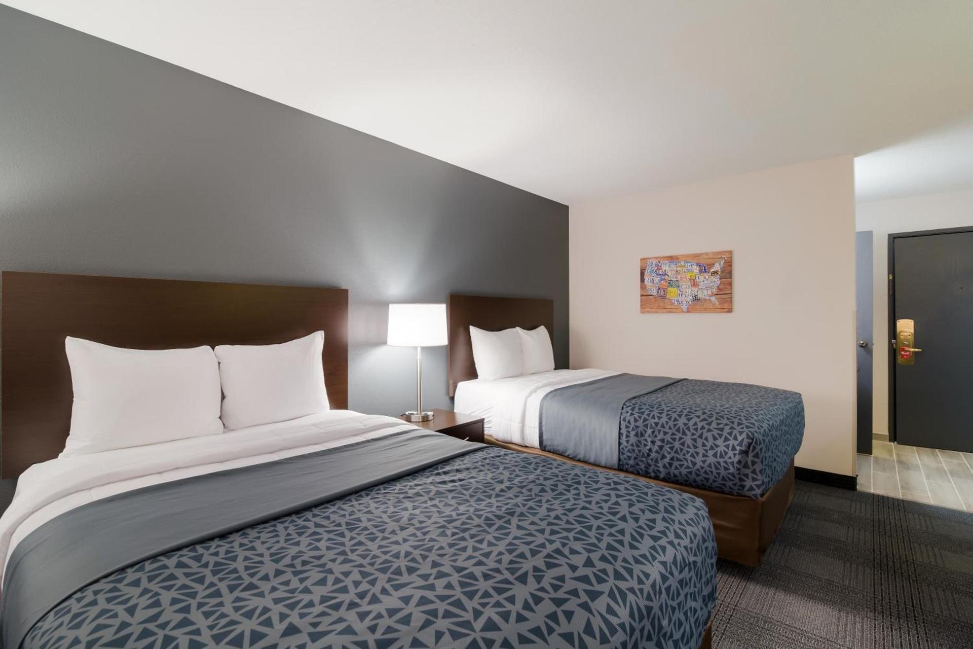 Econo Lodge Williston photo 51