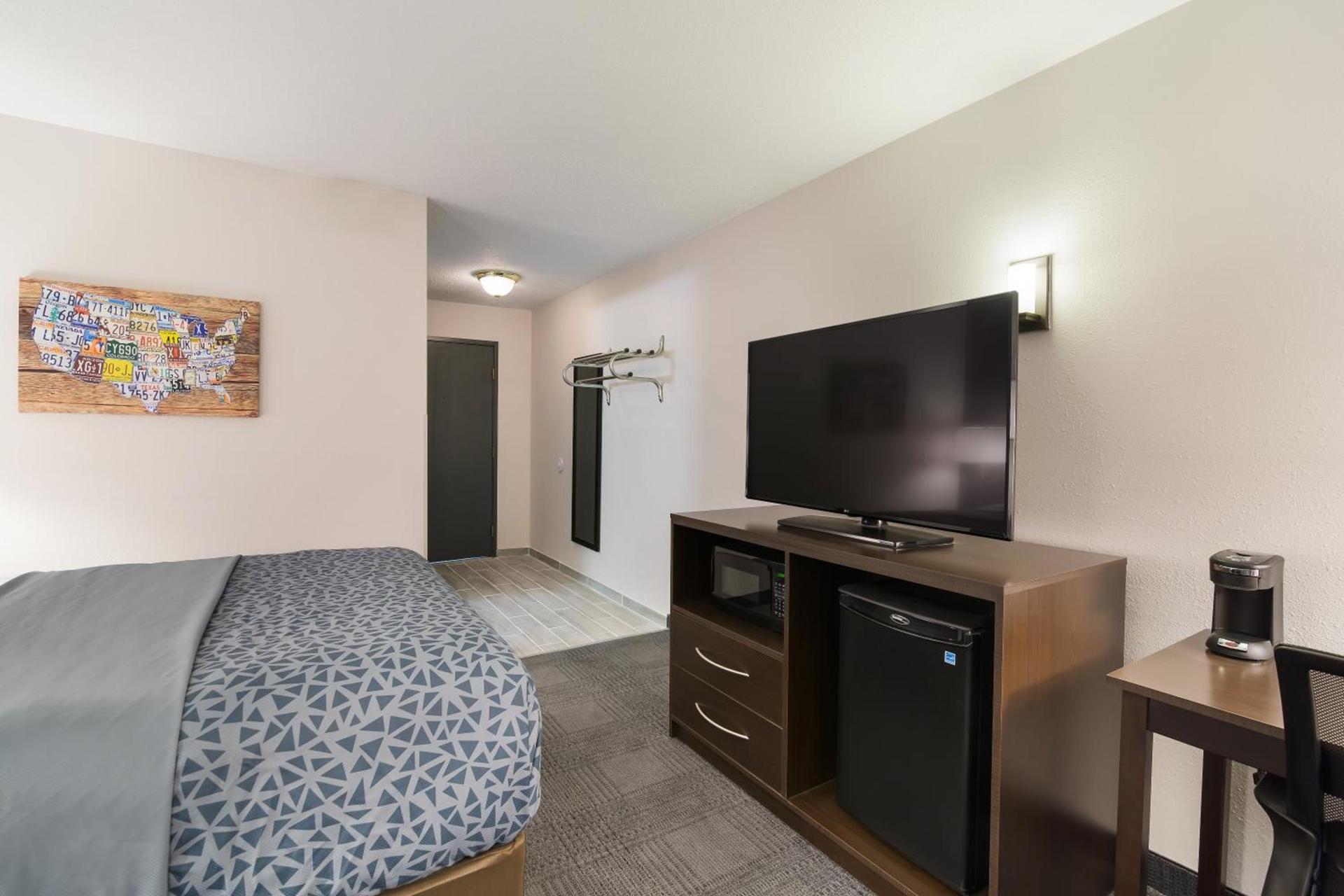 Econo Lodge Williston photo 41