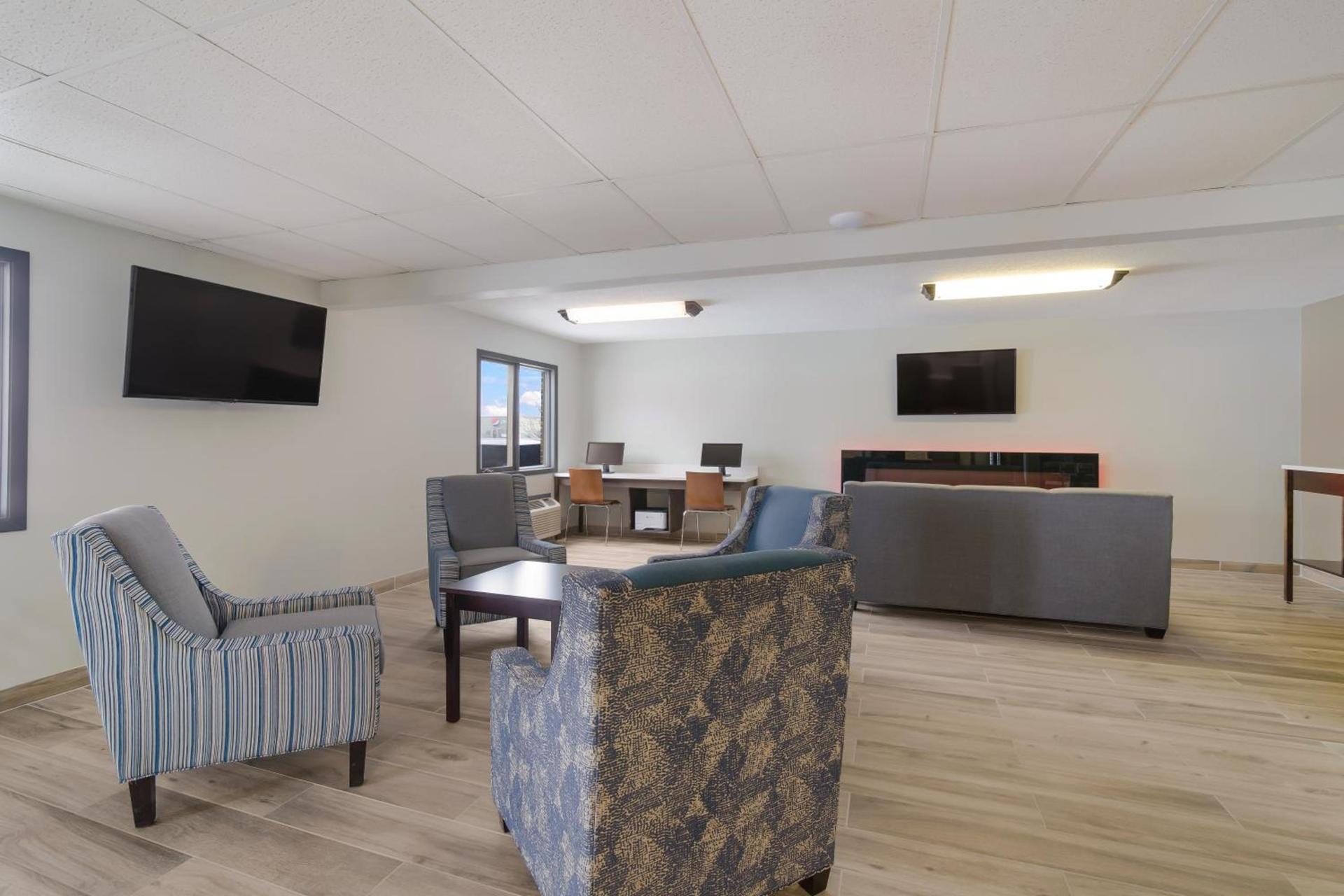 Econo Lodge Williston photo 44