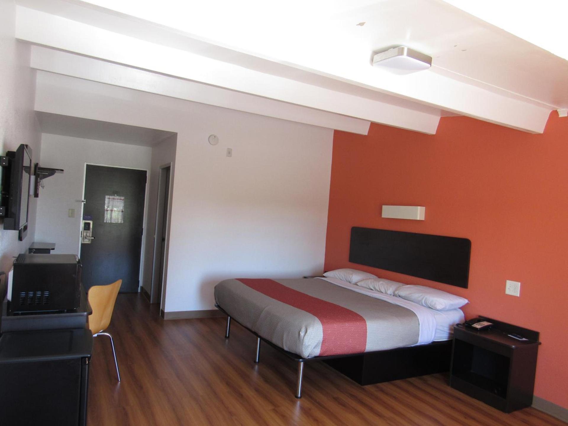 Motel 6-White, GA - Cartersville photo 59