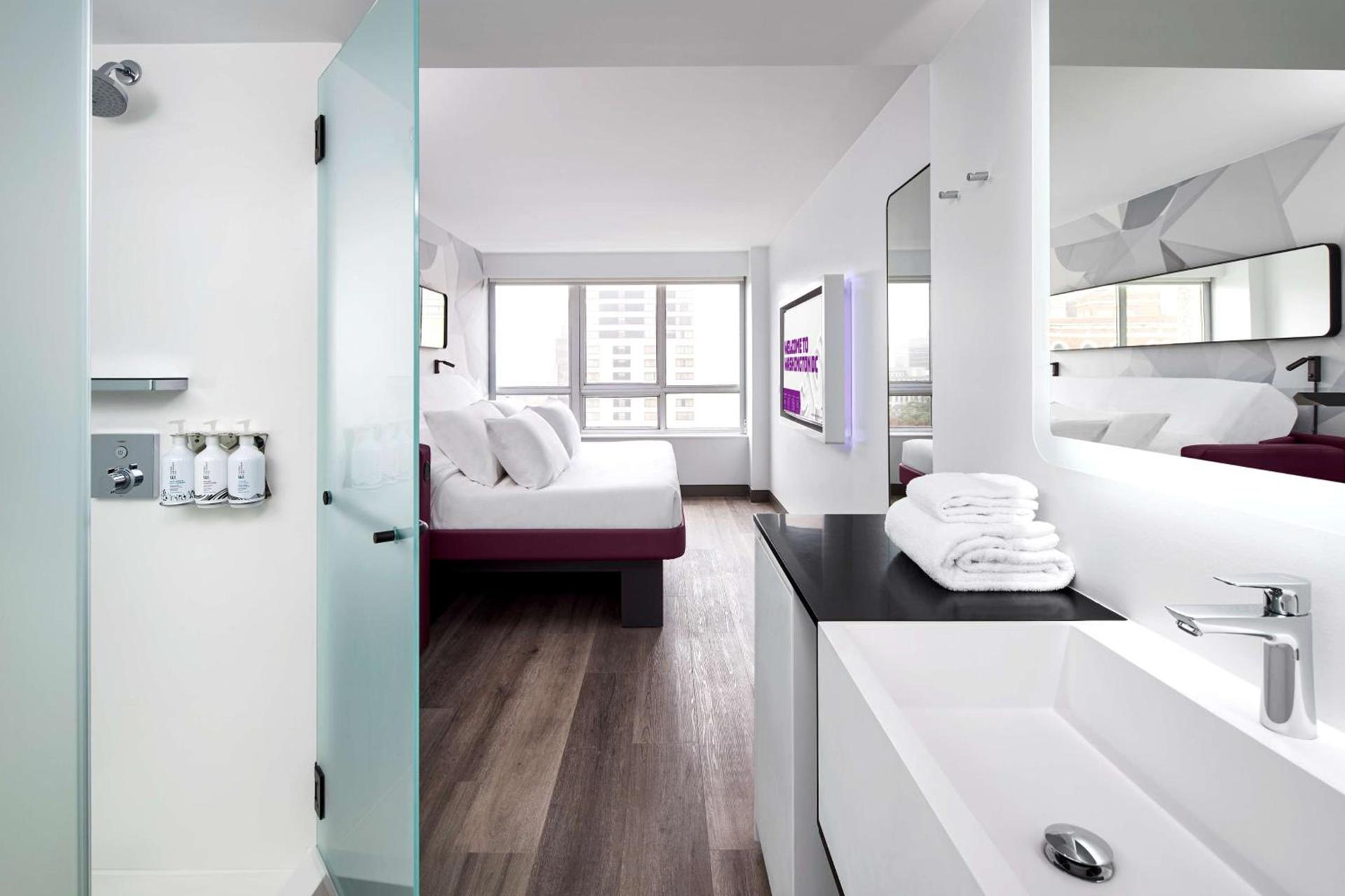 YOTEL Washington DC photo 16