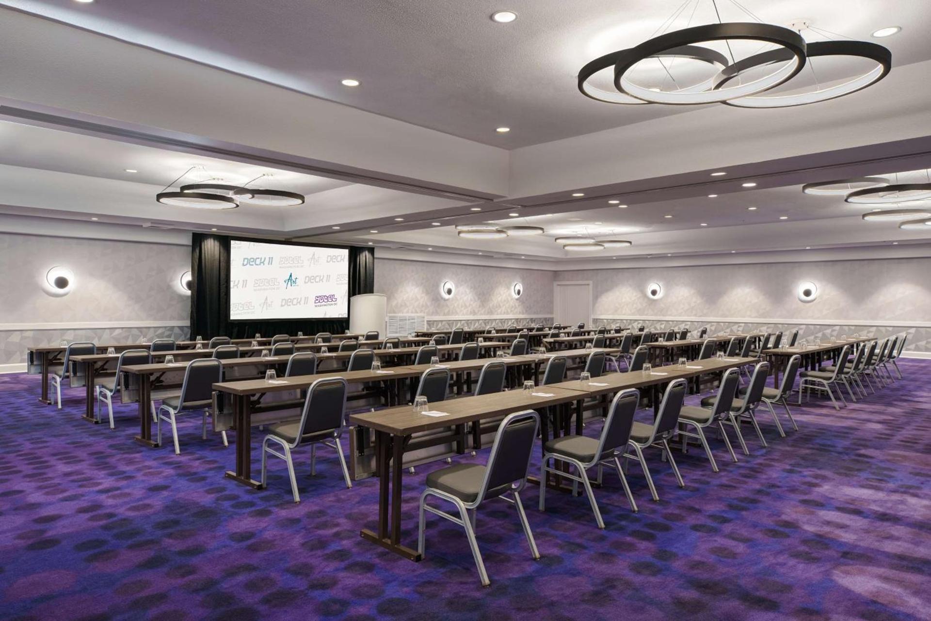 YOTEL Washington DC photo 63