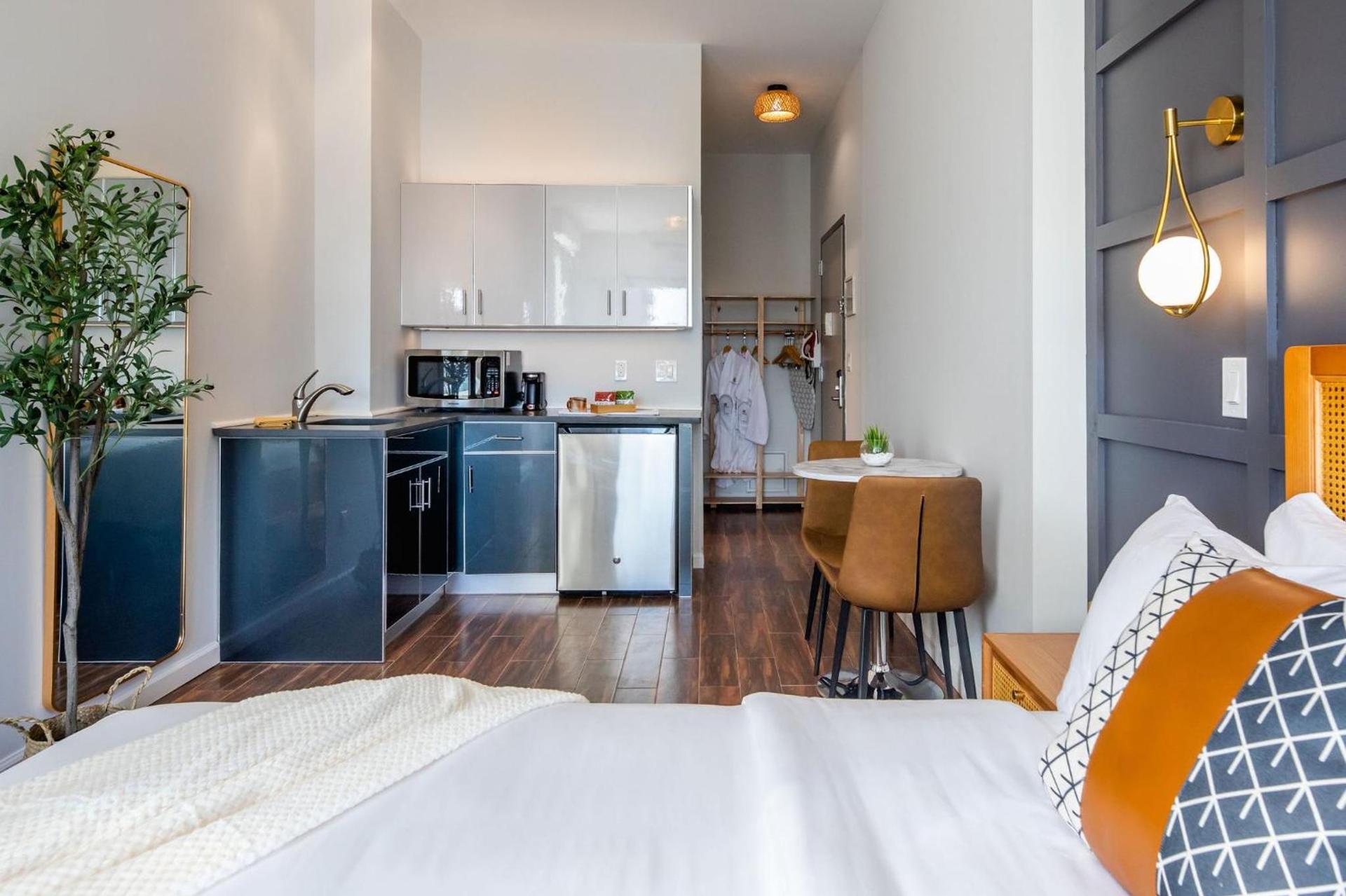 The Modernist Hotel photo 27