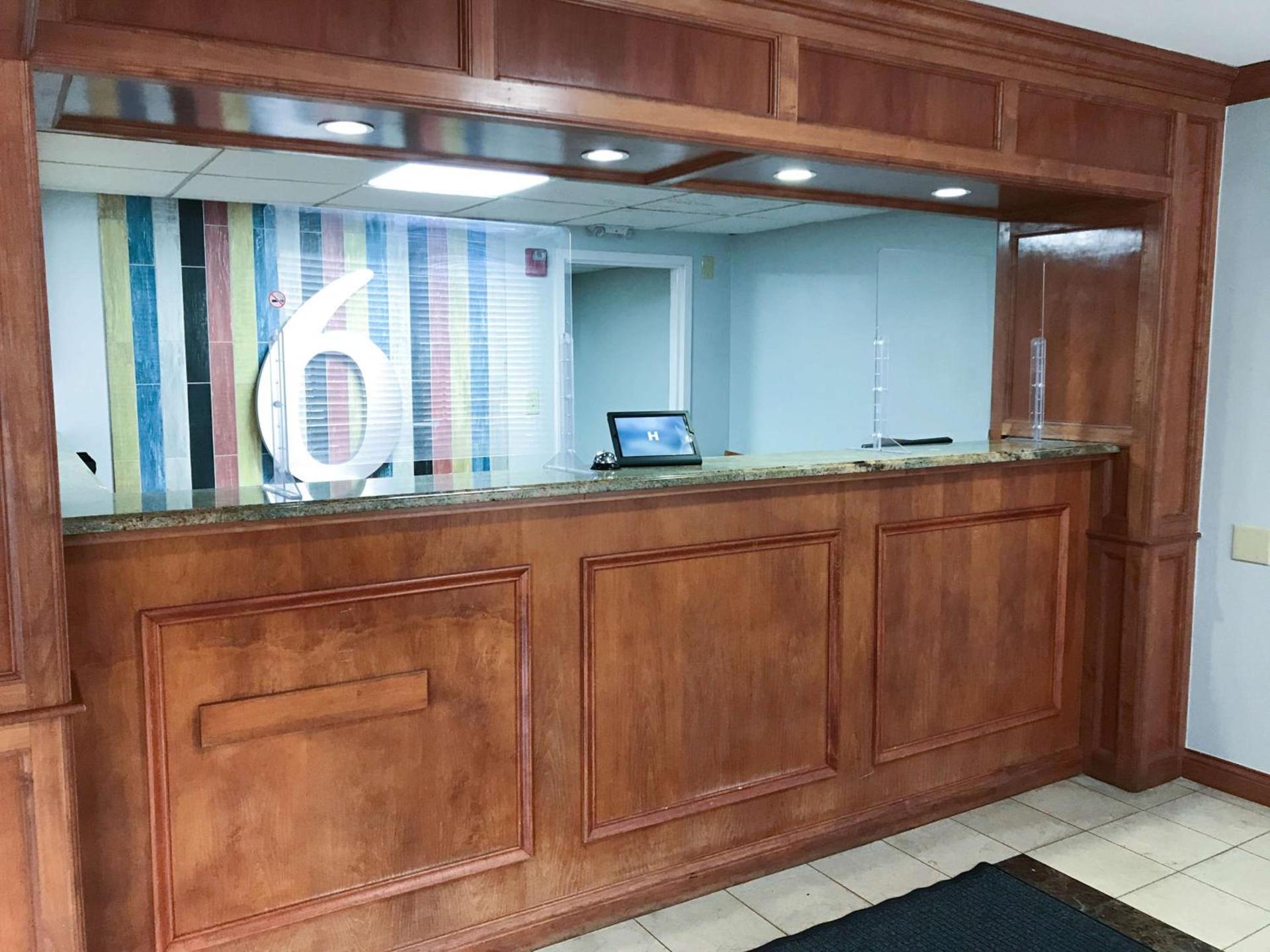Studio 6 Suites Tupelo, MS photo 14