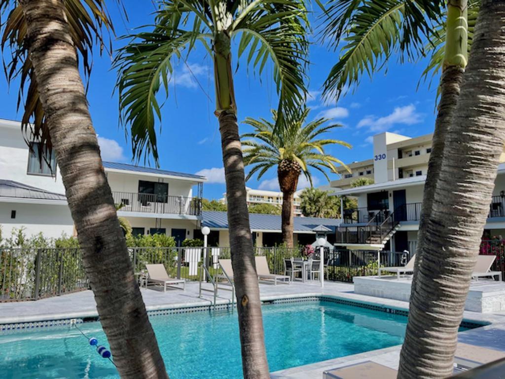 Tropic Isle Beach Resort photo 10