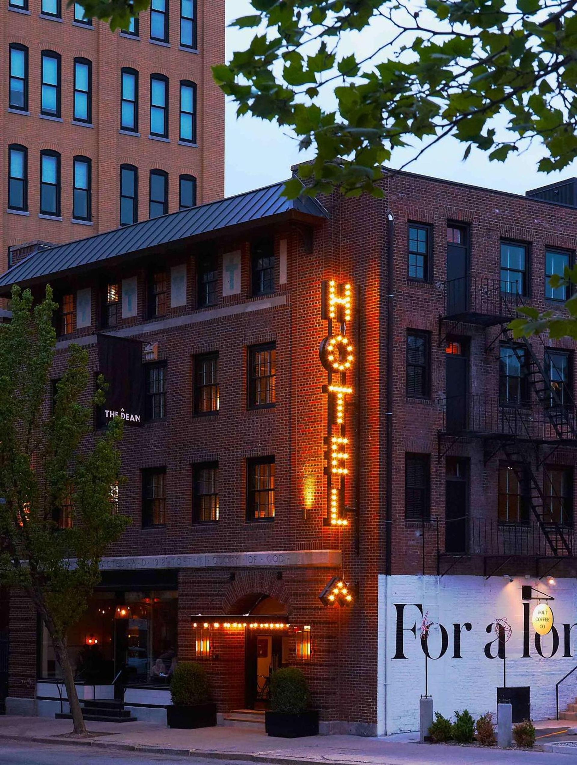 Neptune, an Ash Hotel — hotel in Providence