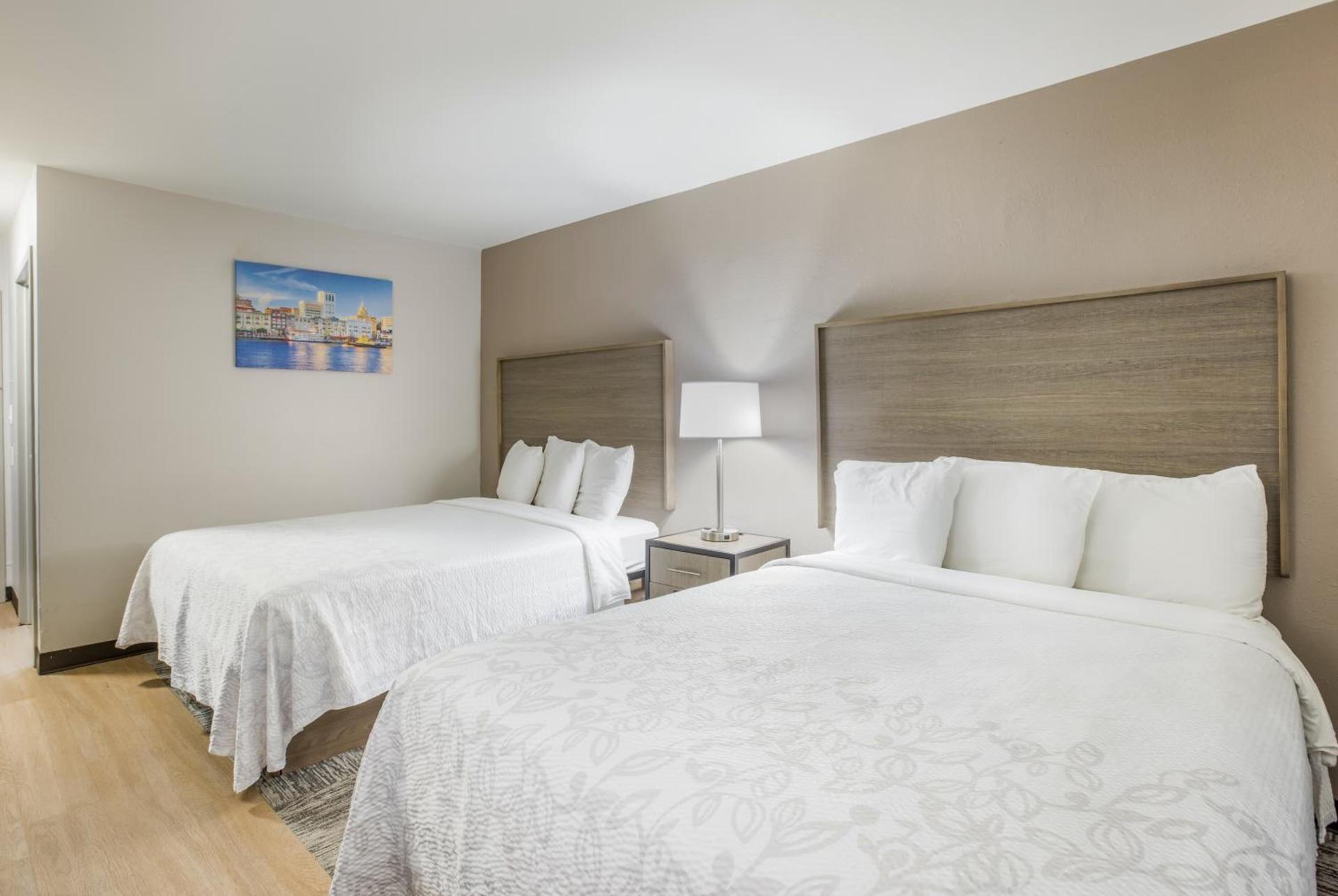Red Roof Inn PLUS+ & Suites Savannah – I-95 photo 21