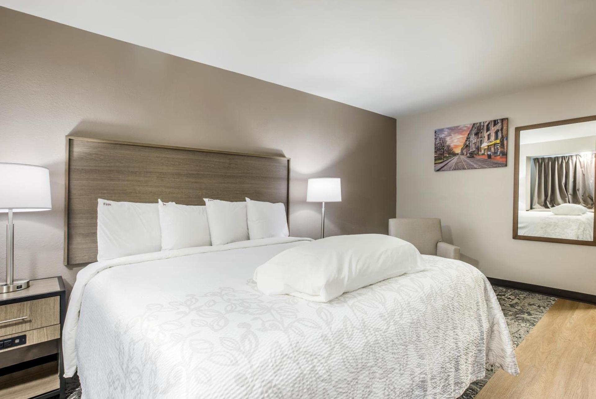 Red Roof Inn PLUS+ & Suites Savannah – I-95 photo 27