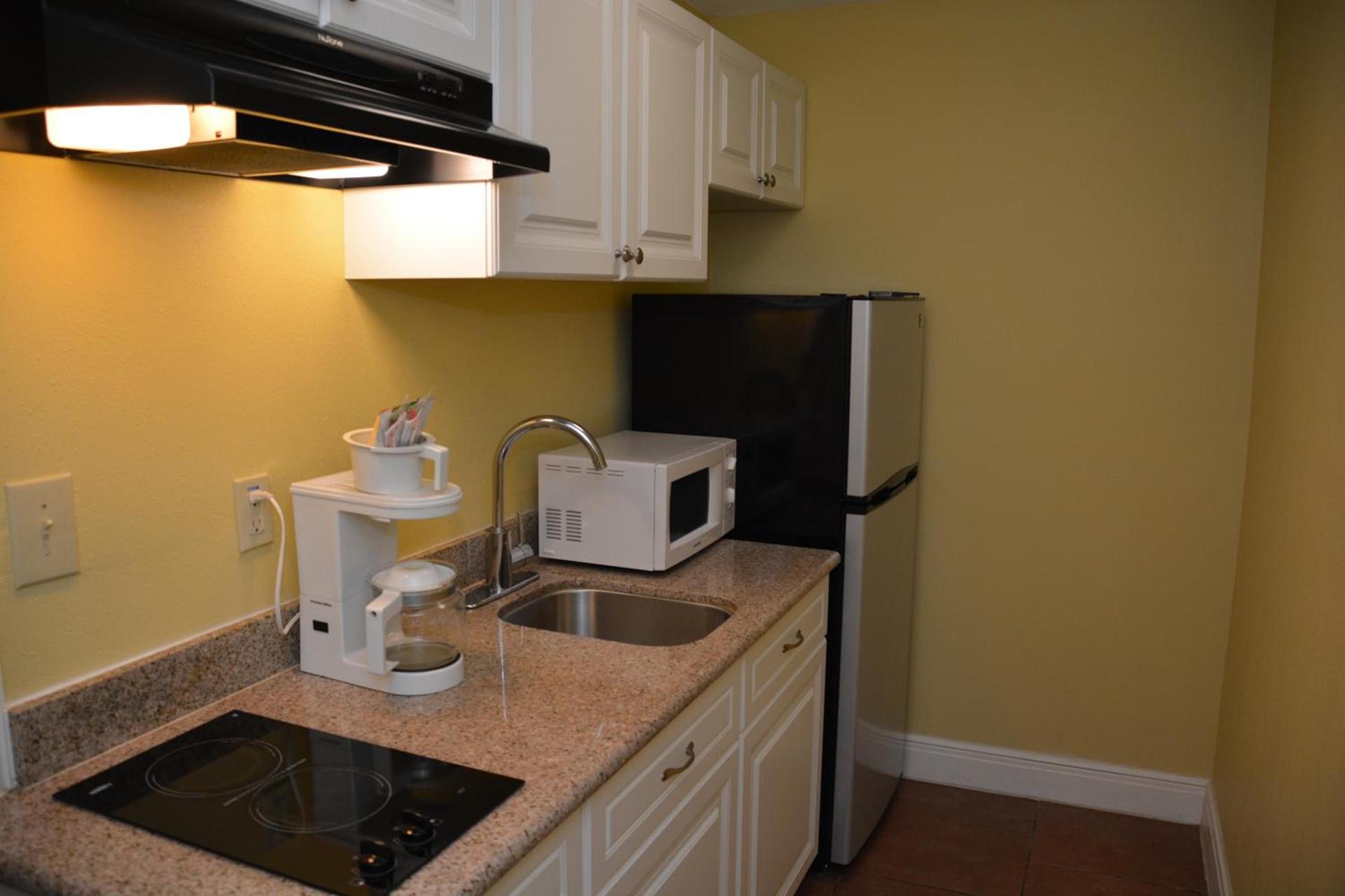Ramada by Wyndham & Suites South Padre Island photo 37